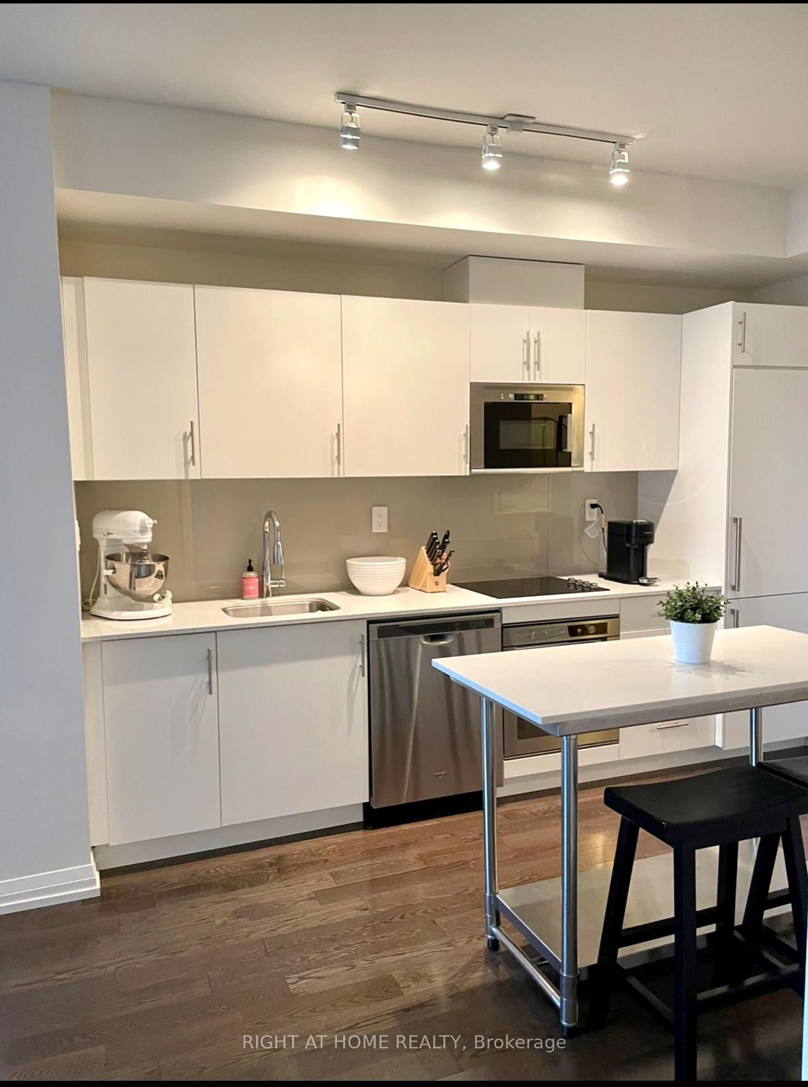 Photo 12 of Unit 736, 460 Adelaide Street E, Toronto, Moss Park — HOMEH