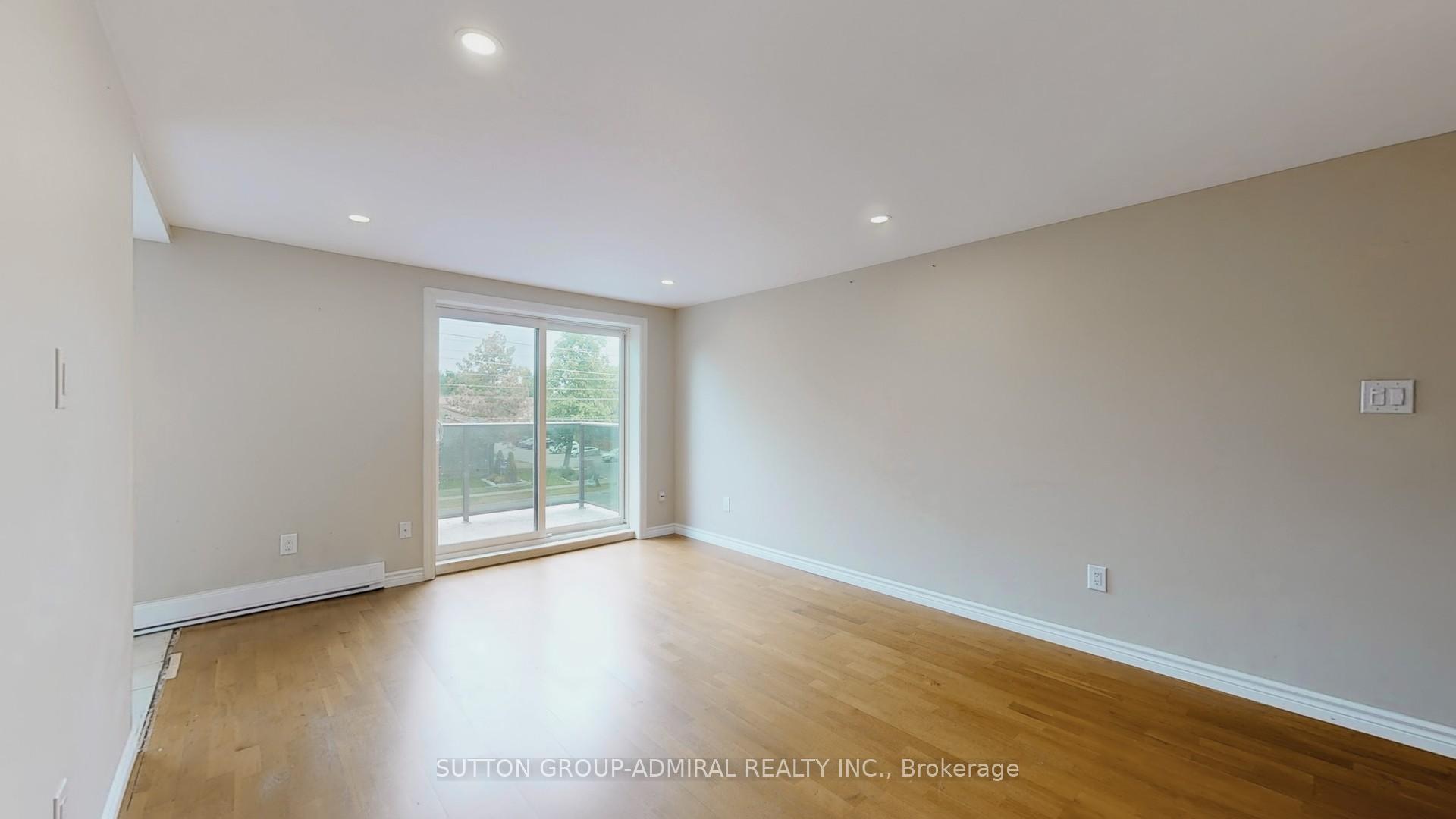 Photo 7 of Unit 12, 43 Taunton Road E, Oshawa, Centennial — HOMEH