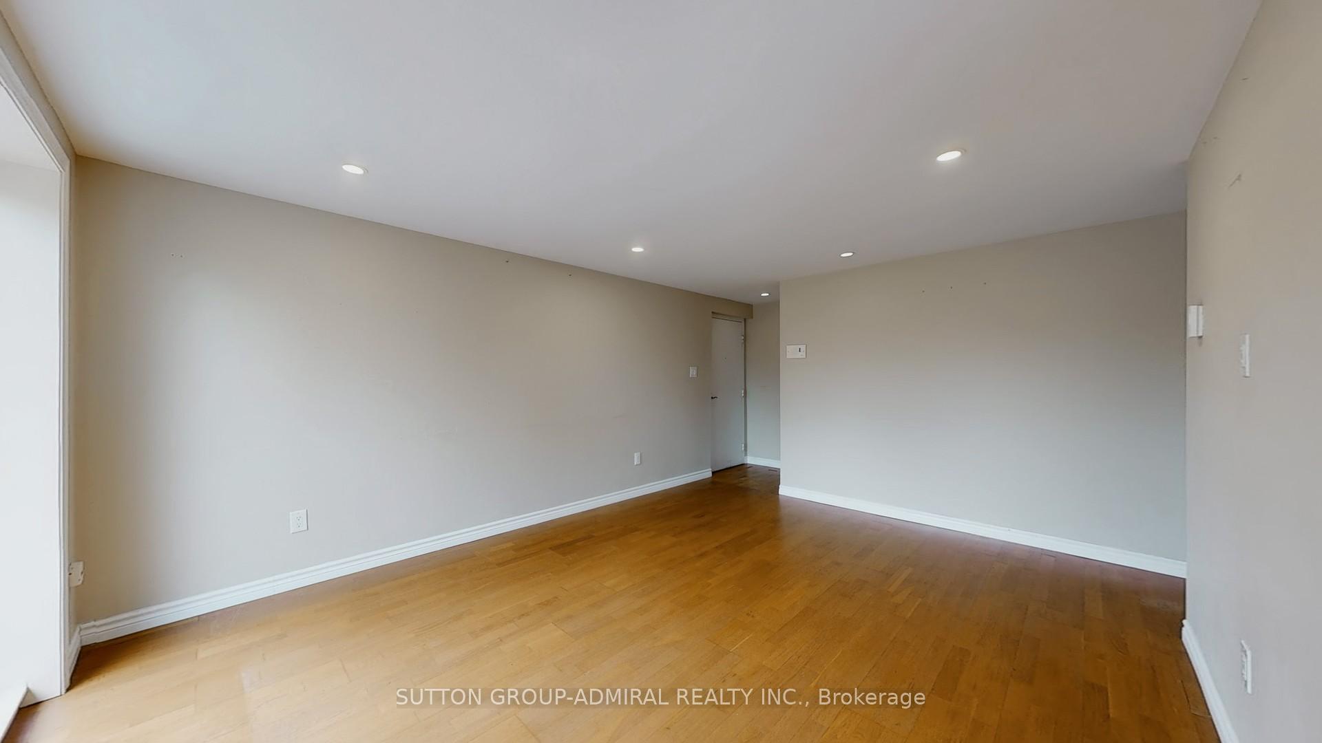 Photo 12 of Unit 12, 43 Taunton Road E, Oshawa, Centennial — HOMEH
