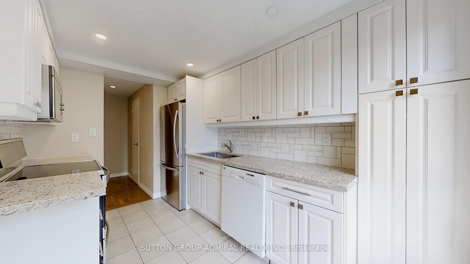 Photo 15 of Unit 12, 43 Taunton Road E, Oshawa, Centennial — HOMEH