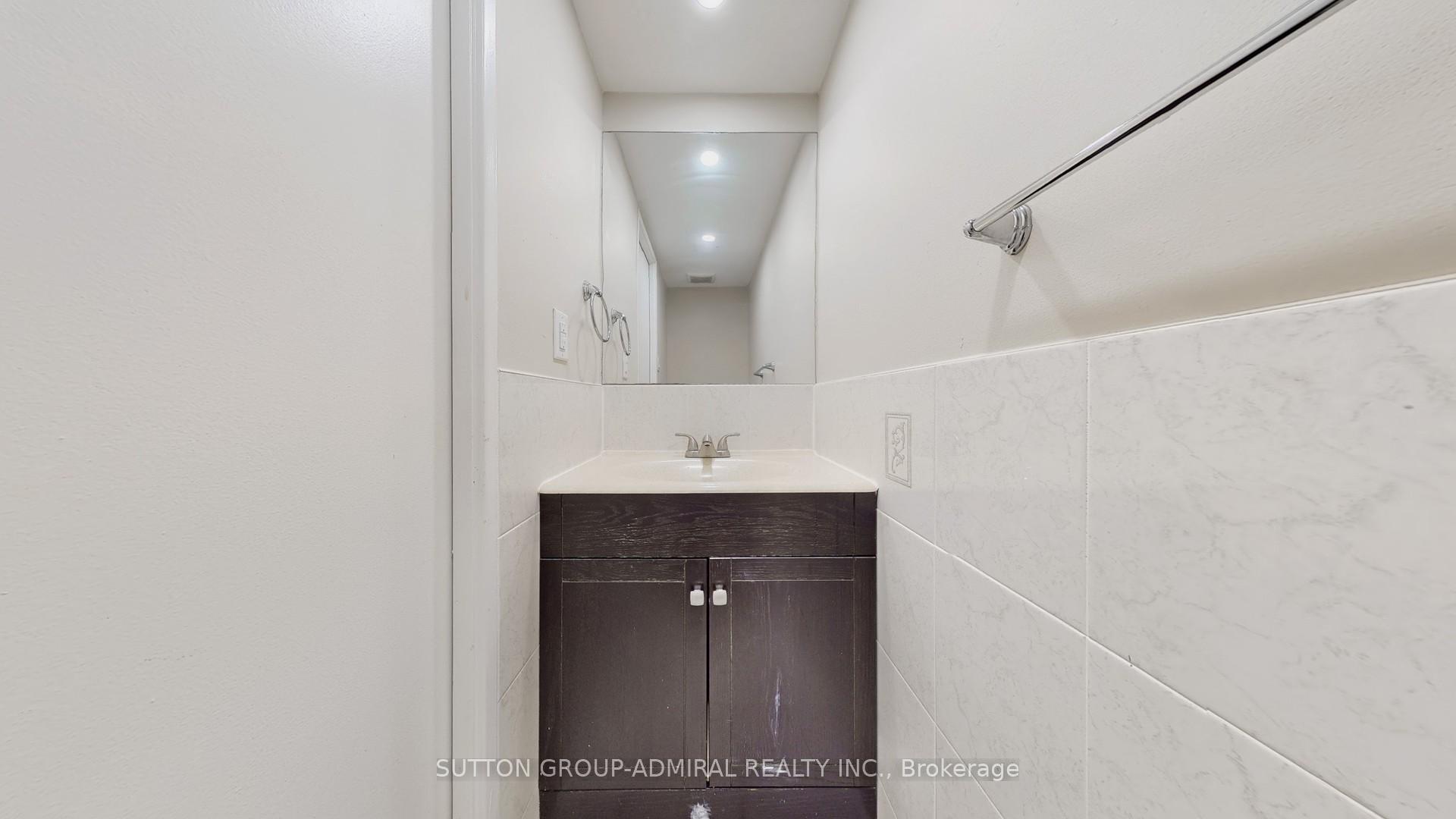 Photo 18 of Unit 12, 43 Taunton Road E, Oshawa, Centennial — HOMEH