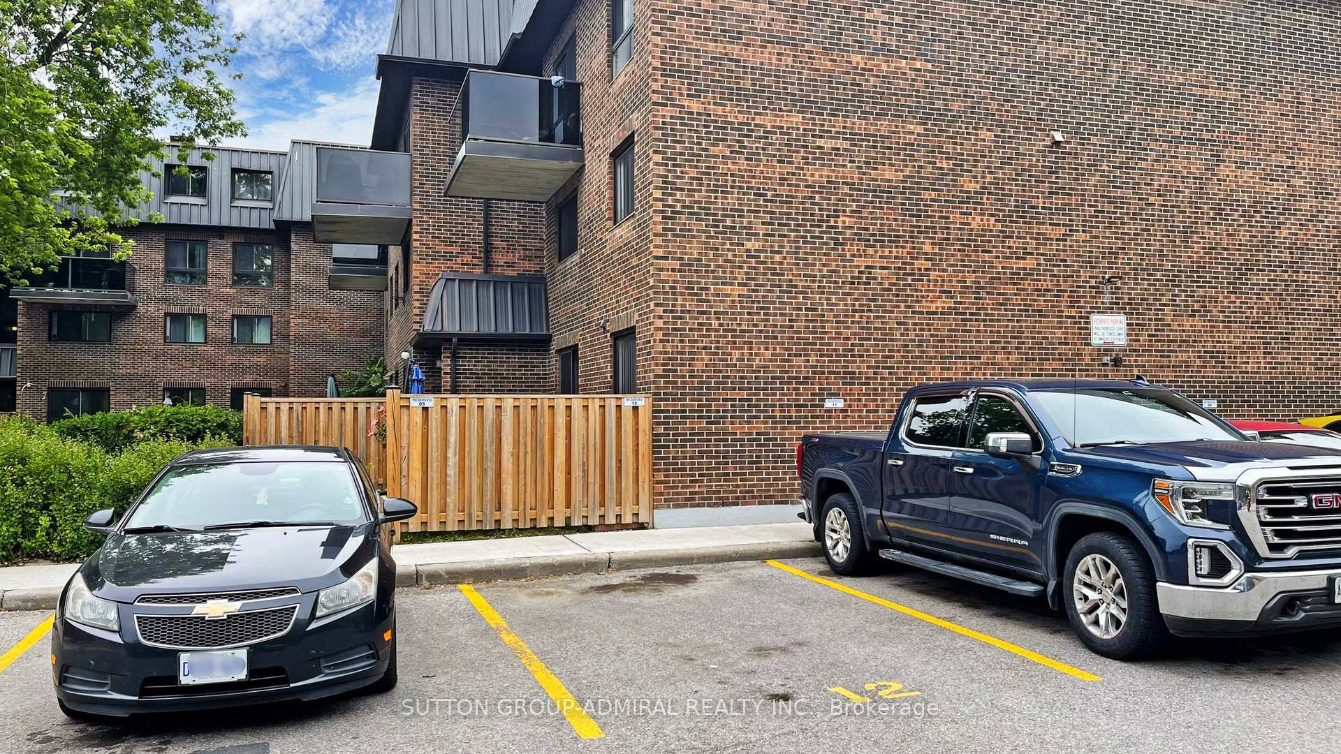 Photo 38 of Unit 12, 43 Taunton Road E, Oshawa, Centennial — HOMEH