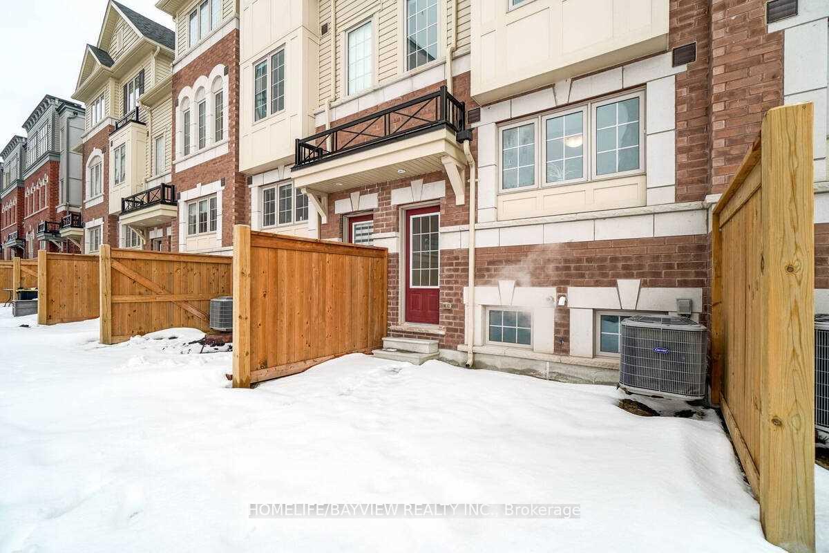 Photo 2 of 2476 Rosedrop Path, Oshawa, Windfields — HOMEH