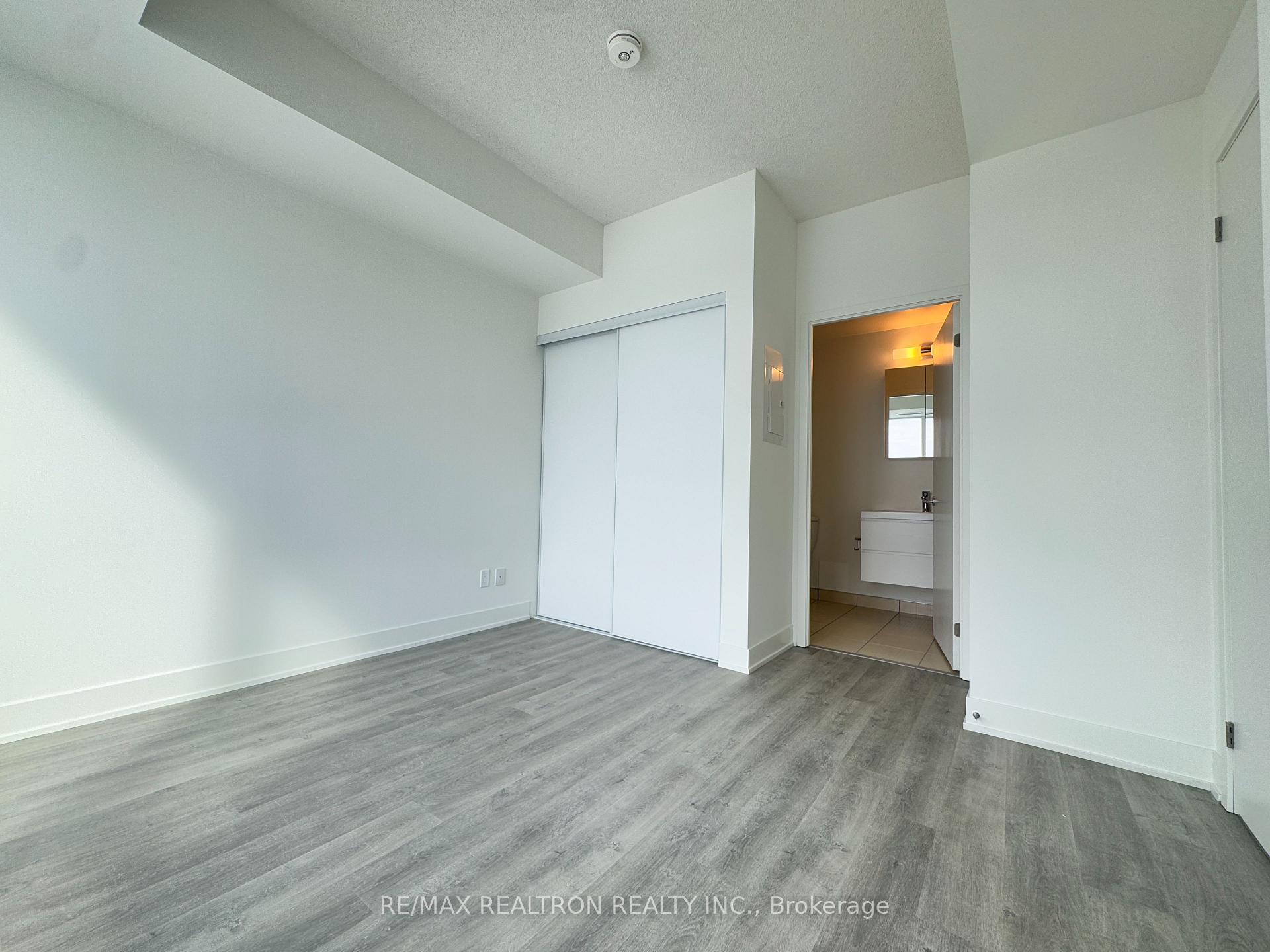 Photo 4 of Unit 1509, 38 Andre De Grasse Street, Markham, Unionville — HOMEH