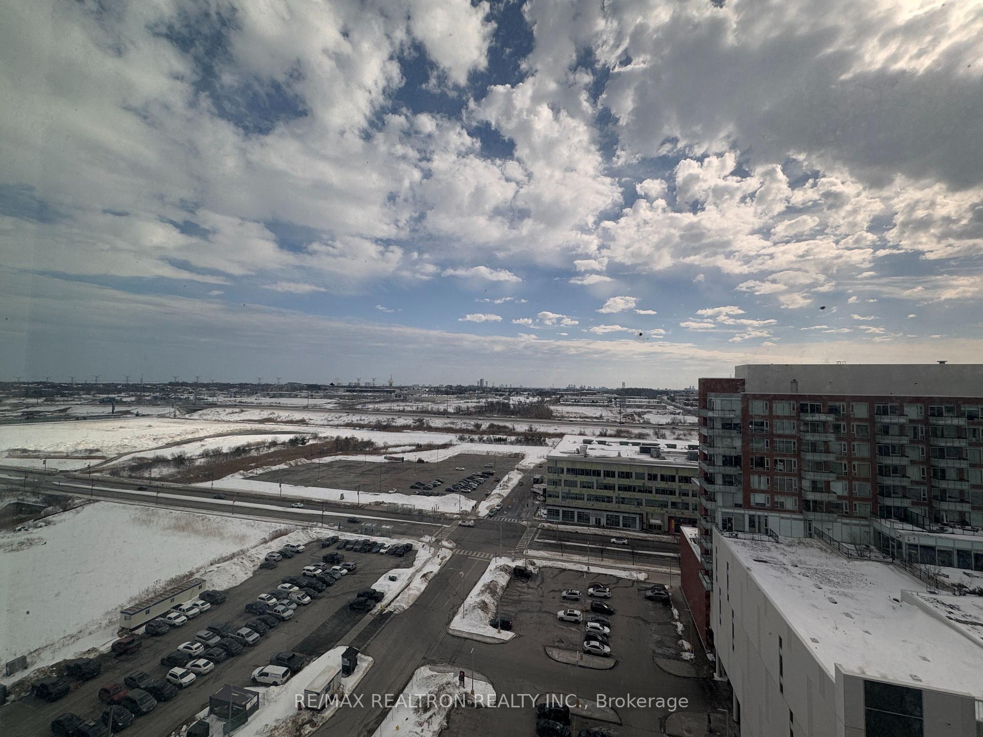 Photo 16 of Unit 1509, 38 Andre De Grasse Street, Markham, Unionville — HOMEH