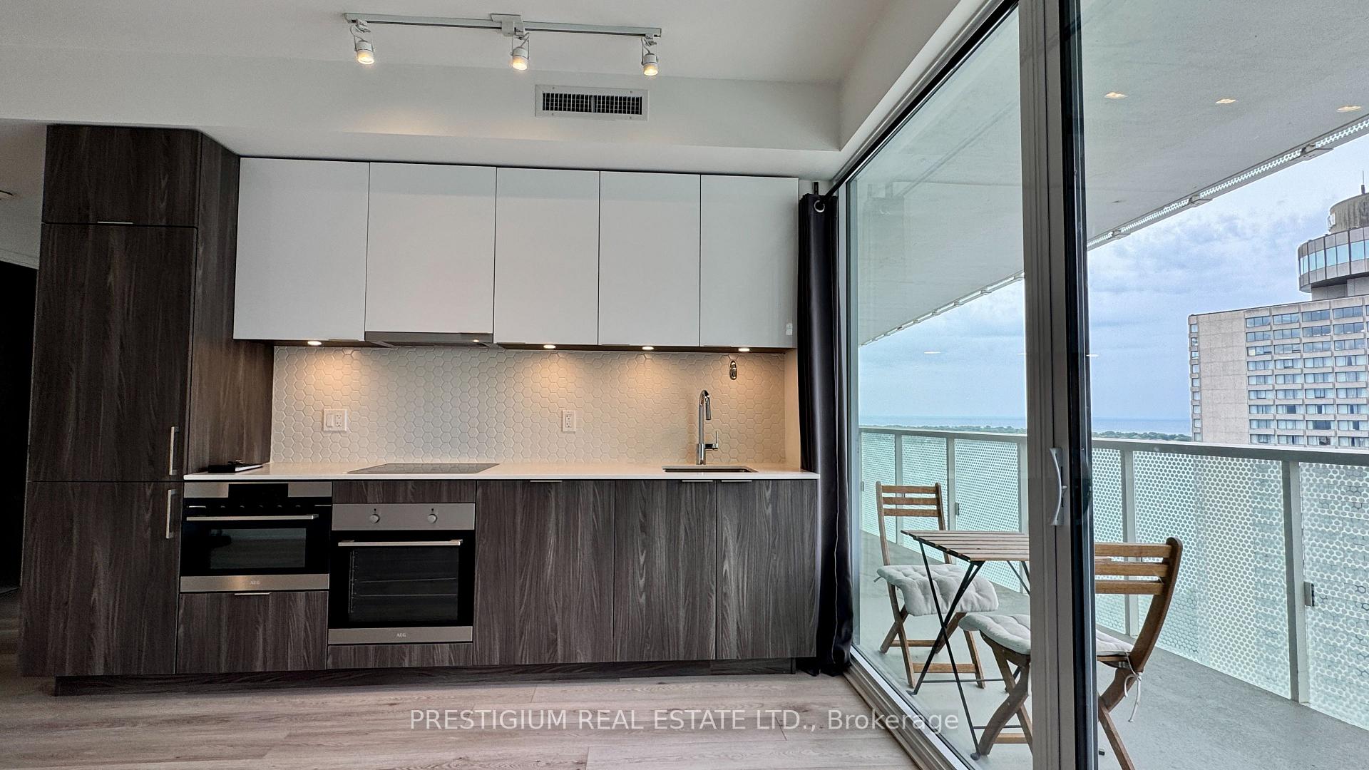 Photo 3 of Unit 2605, 15 Queens Quay E, Toronto, Waterfront Communities — HOMEH