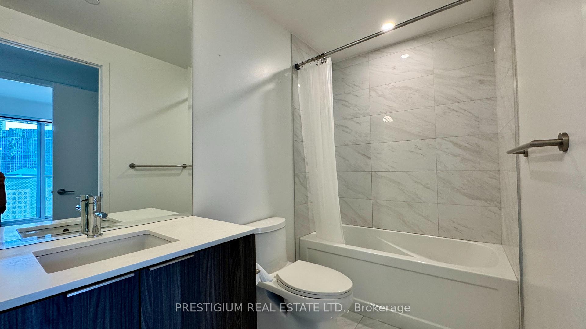 Photo 9 of Unit 2605, 15 Queens Quay E, Toronto, Waterfront Communities — HOMEH