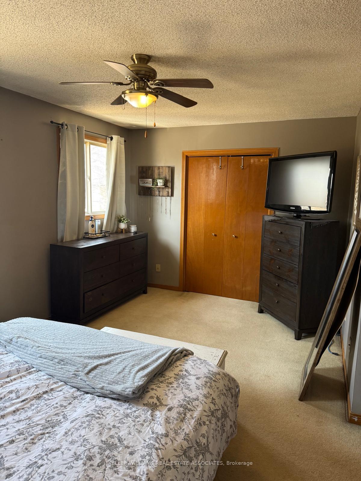 Photo 10 of 1013 Duke Street, Cambridge — HOMEH