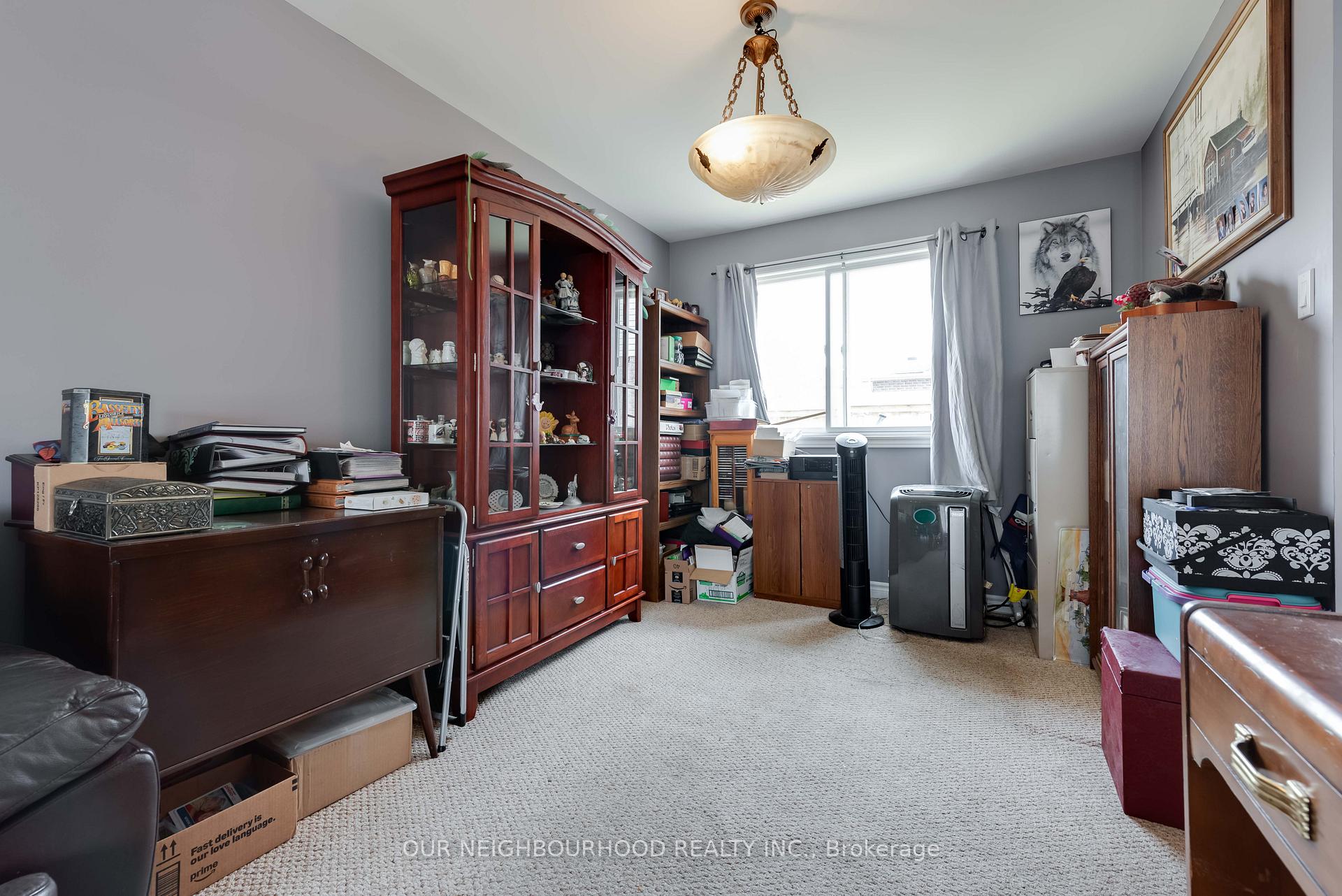 Photo 9 of 449 Leacock Drive, Barrie, Letitia Heights — HOMEH