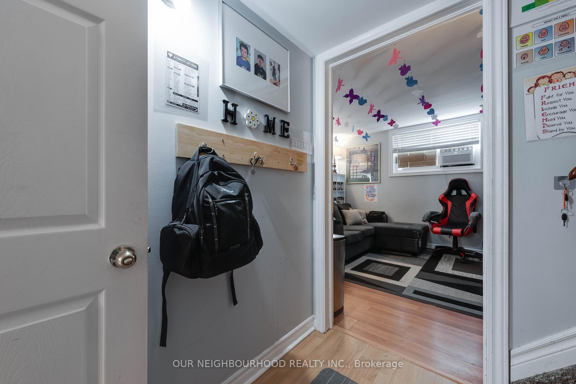 Photo 39 of 449 Leacock Drive, Barrie, Letitia Heights — HOMEH