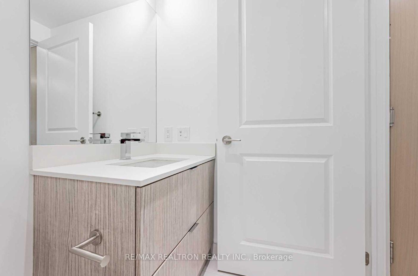 Photo 13 of Unit 1504, 395 Bloor Street E, Toronto, Cabbagetown-South St. James Town — HOMEH