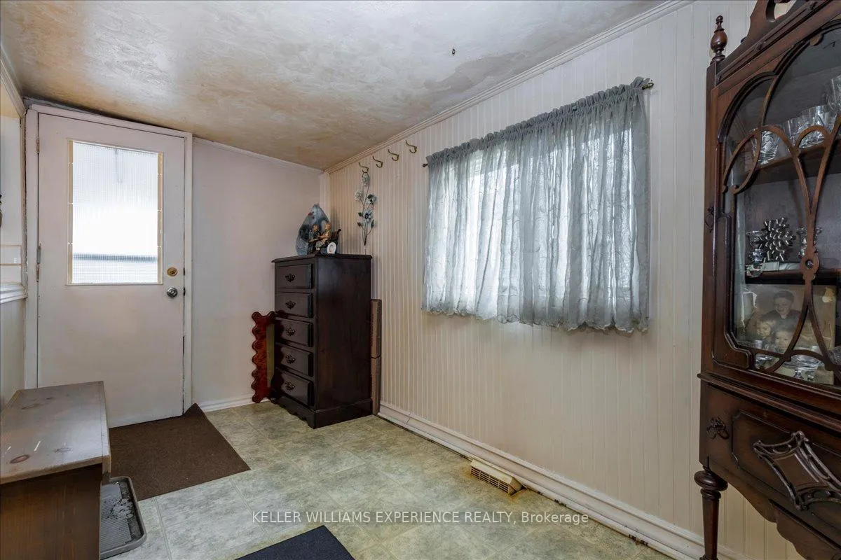 Photo 5 of 31 Third Street, Essa, Angus — HOMEH