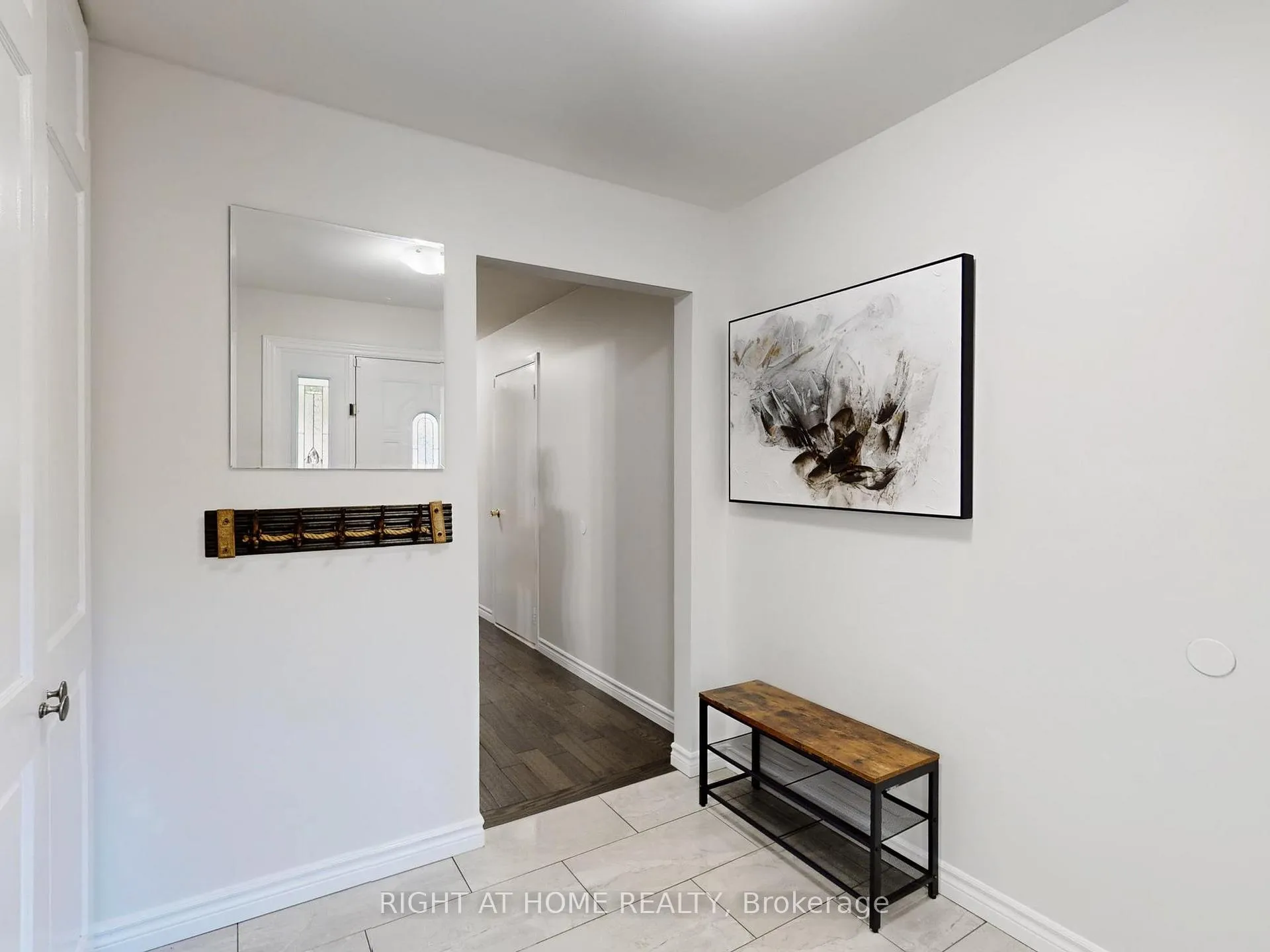 Photo 6 of 2 Hetherington Drive, Clarington, Bowmanville — HOMEH