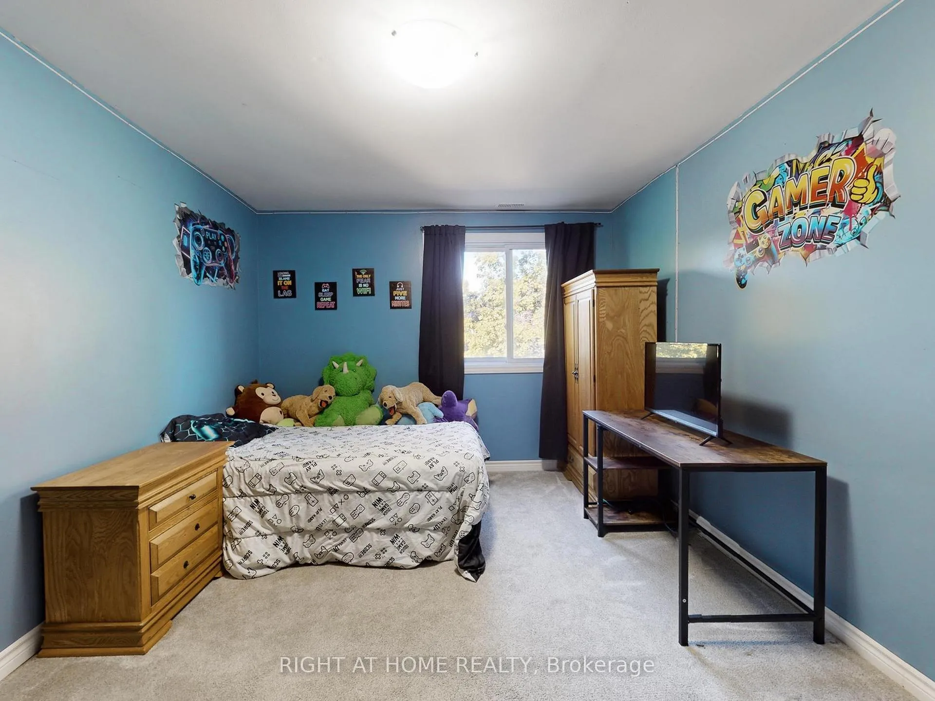 Photo 25 of 2 Hetherington Drive, Clarington, Bowmanville — HOMEH