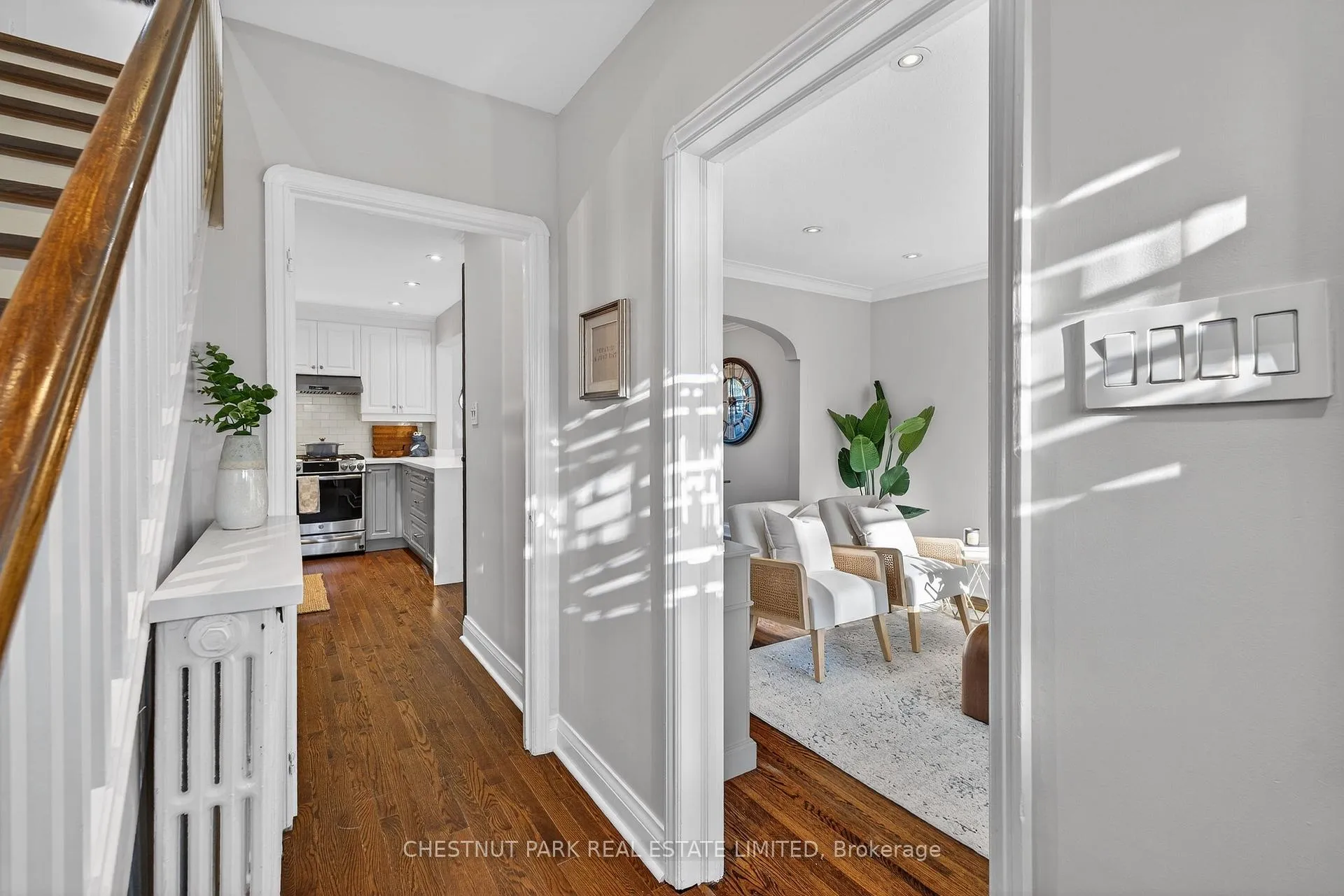 Photo 4 of 505 Sutherland Drive, Toronto, Leaside — HOMEH