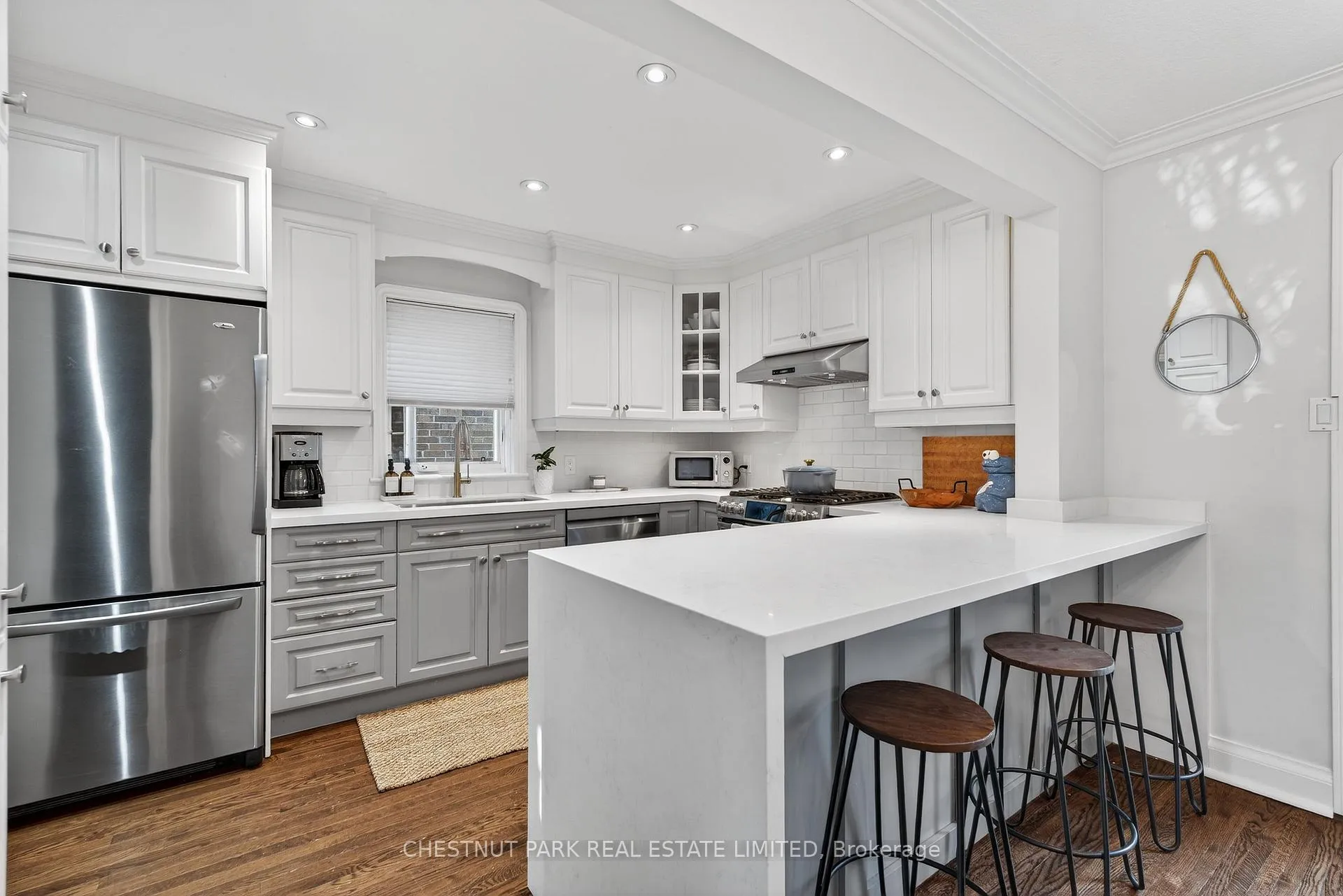 Photo 10 of 505 Sutherland Drive, Toronto, Leaside — HOMEH