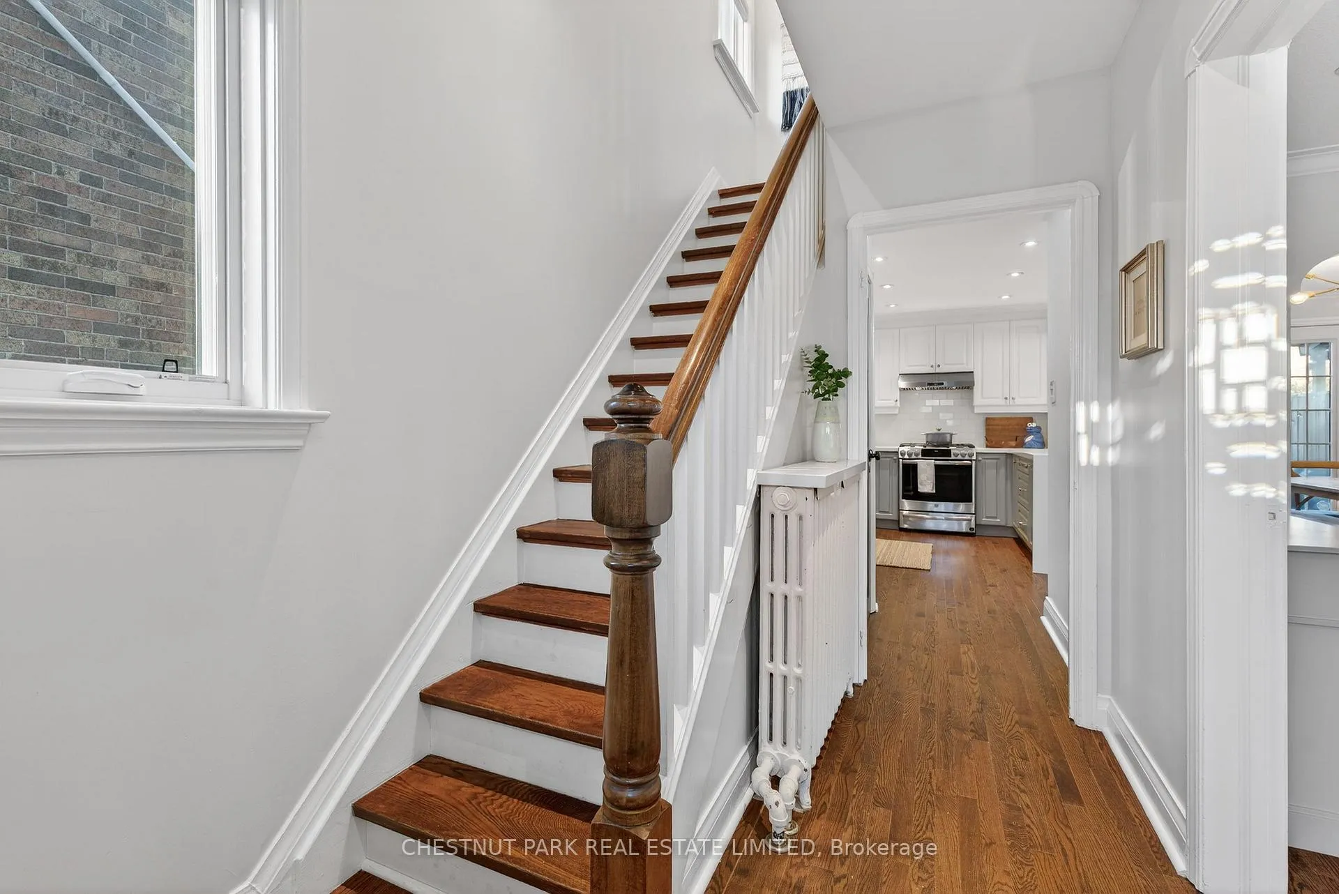 Photo 12 of 505 Sutherland Drive, Toronto, Leaside — HOMEH