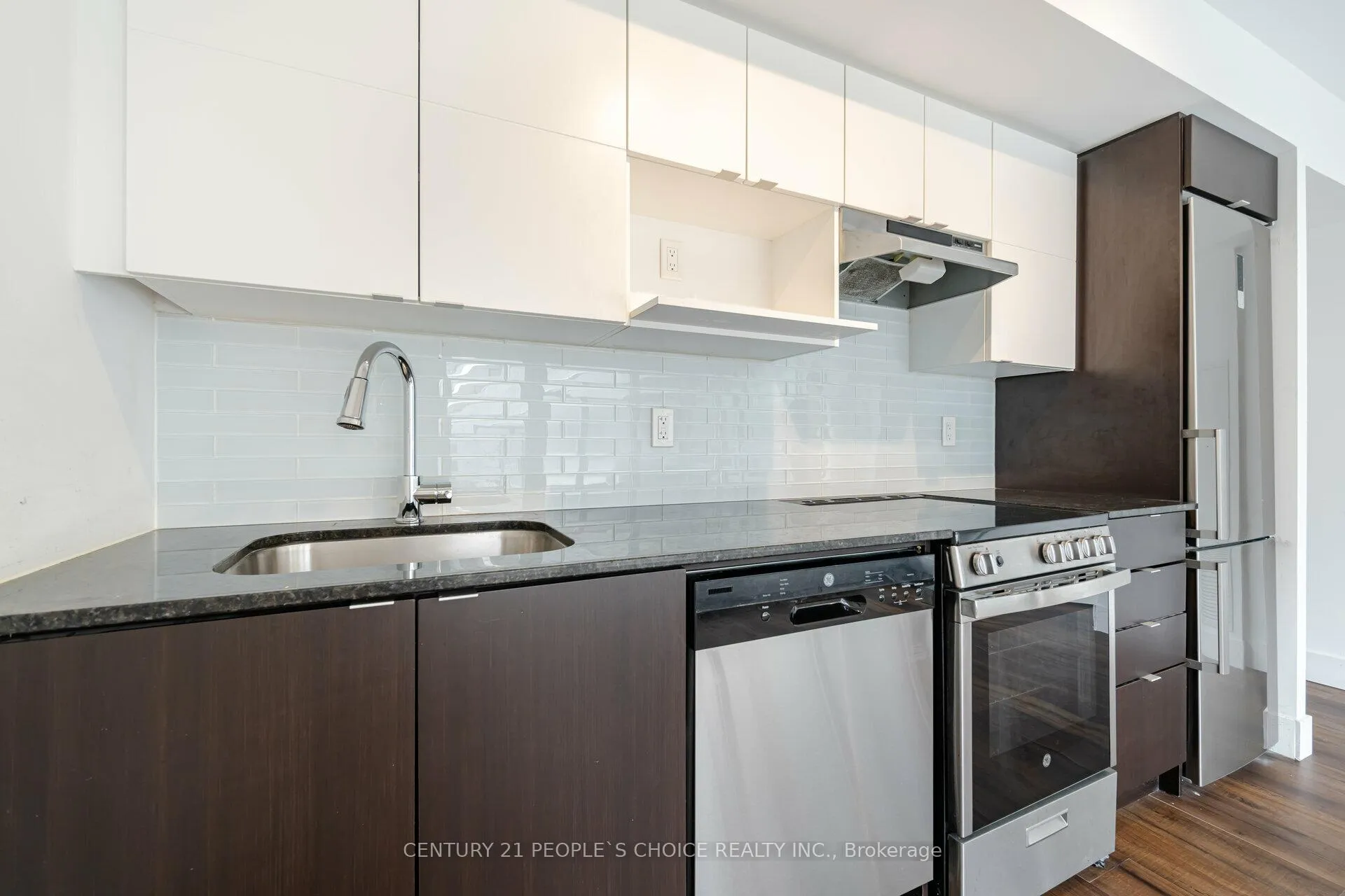 Photo 12 of Unit 301, 120 Varna Drive, Toronto, Englemount-Lawrence — HOMEH