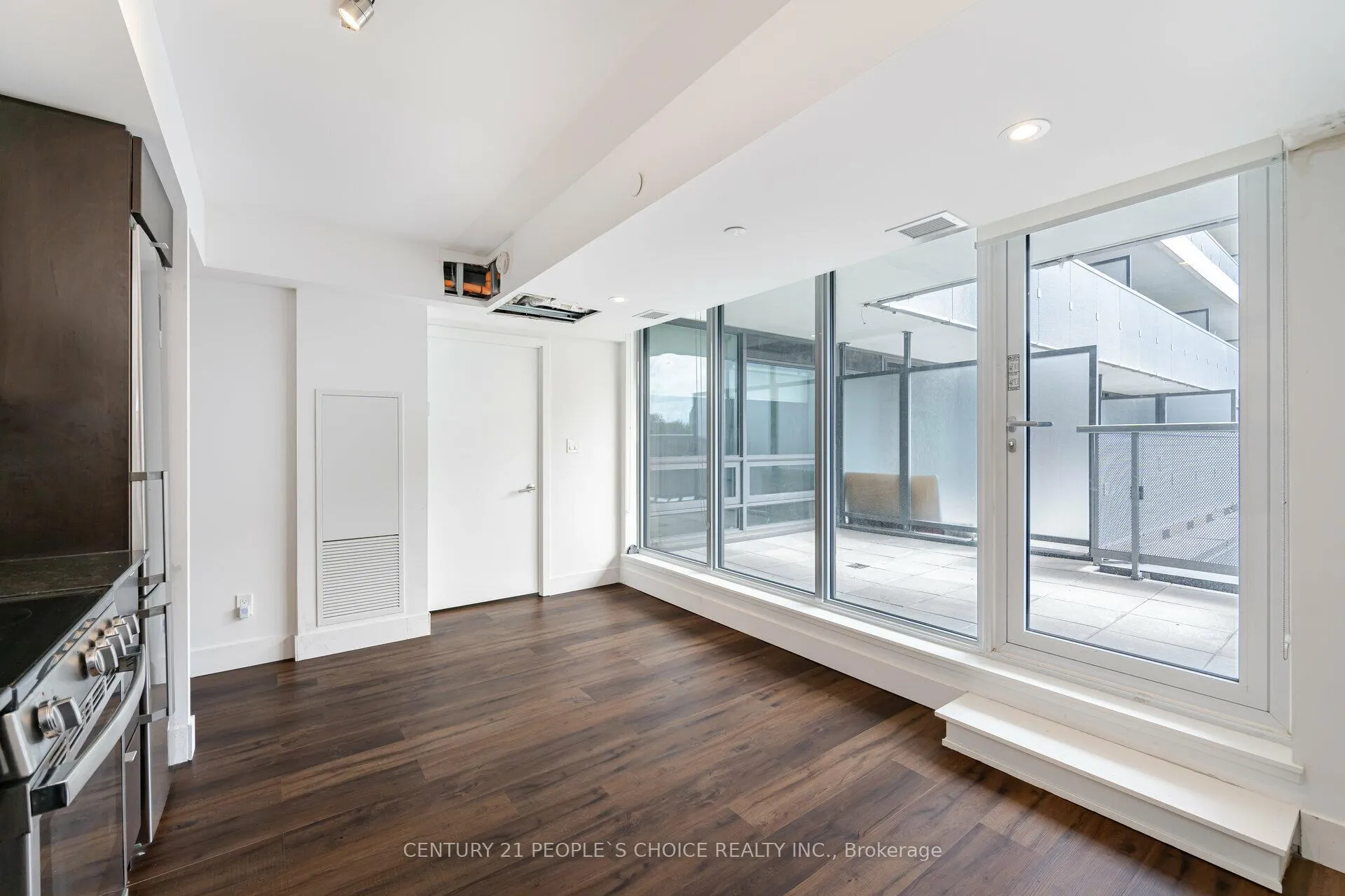 Photo 15 of Unit 301, 120 Varna Drive, Toronto, Englemount-Lawrence — HOMEH