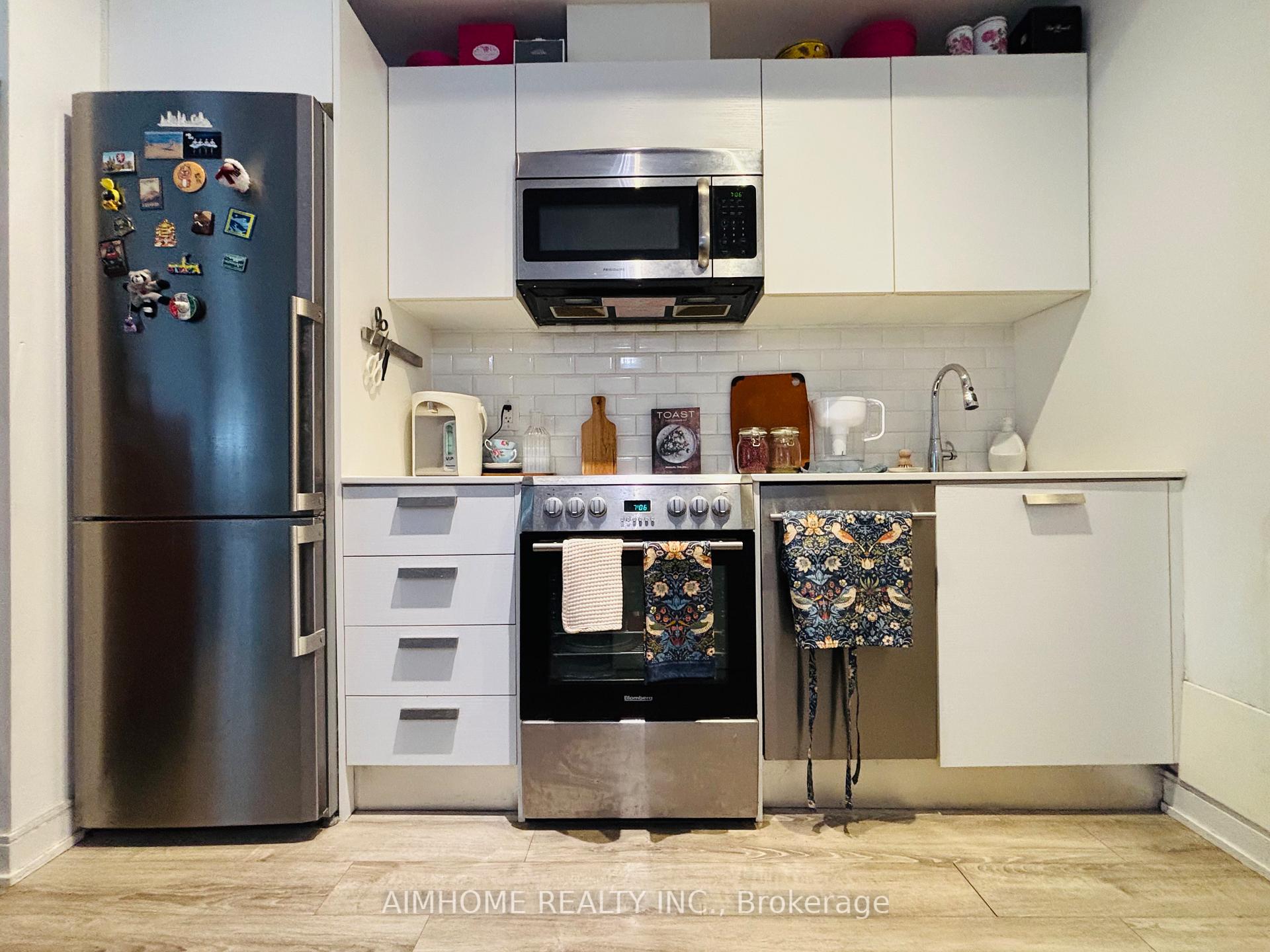 Photo 3 of Unit 408, 42 Charles Street E, Toronto, Church-Yonge Corridor — HOMEH