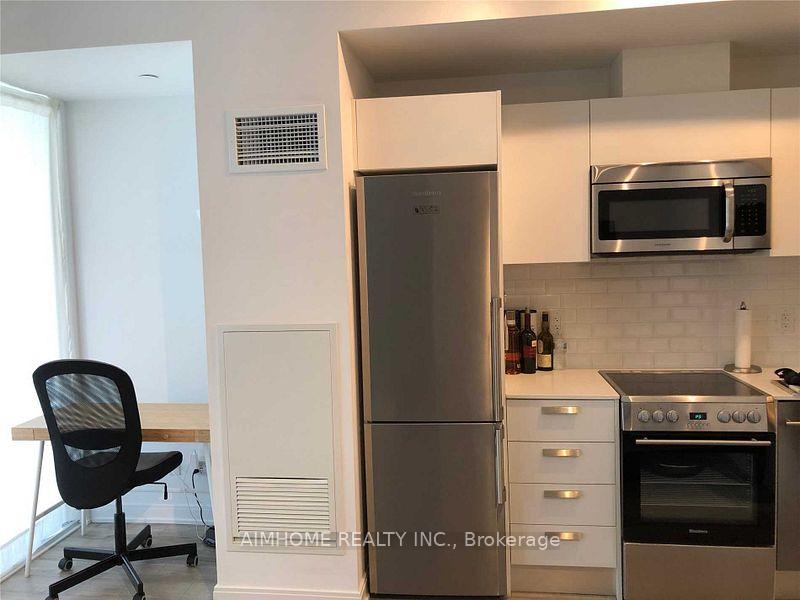 Photo 4 of Unit 408, 42 Charles Street E, Toronto, Church-Yonge Corridor — HOMEH