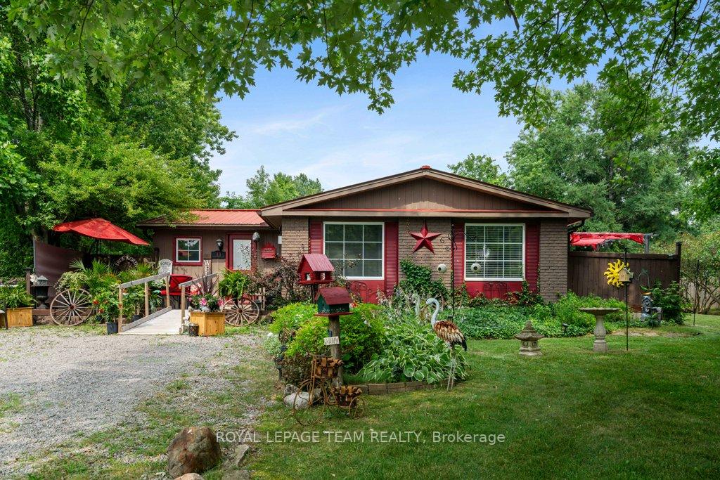 Photo 2 of 49 Sophia Street, Edwardsburgh/Cardinal, Edwardsburgh/Cardinal Twp — HOMEH