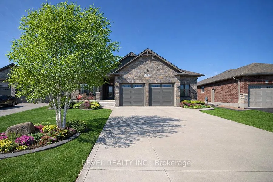 Photo 2 of 87 Allandale Crescent, Norfolk, Simcoe — HOMEH