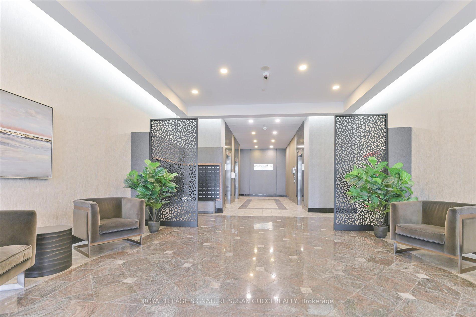 Photo 5 of Unit 616, 1 Leaside Park Drive, Toronto, Leaside — HOMEH