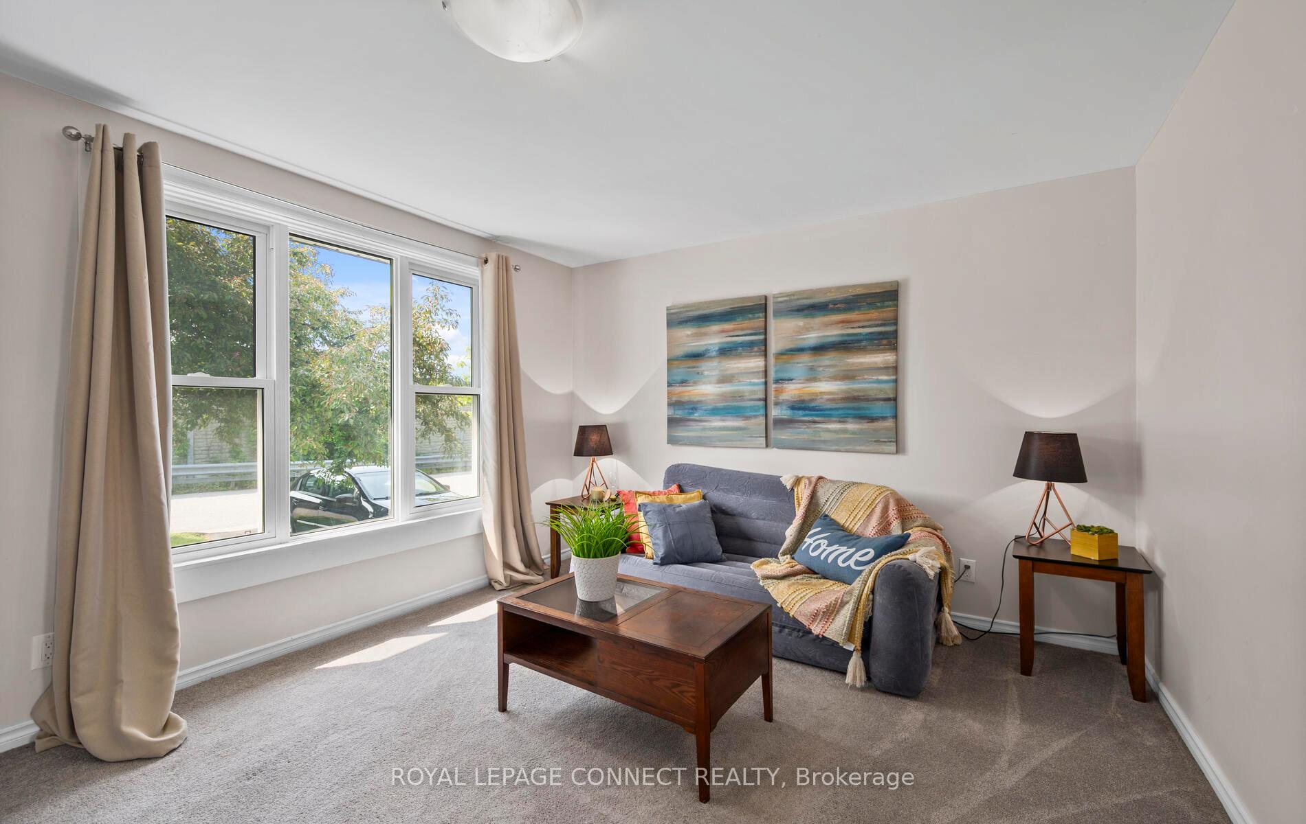 Photo 3 of 10 Queen Street, Ajax, Central — HOMEH