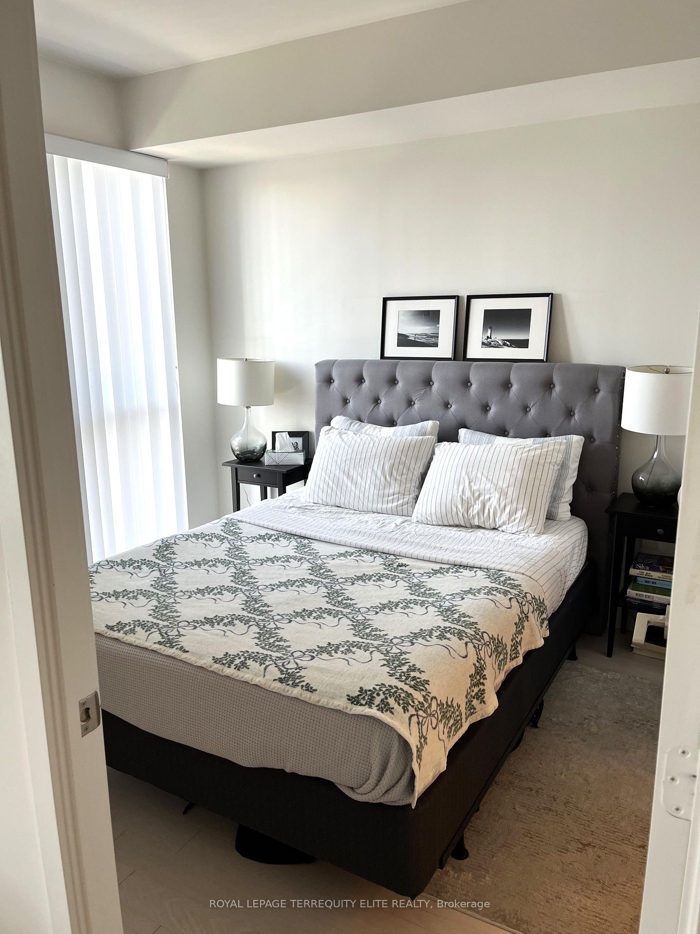 Photo 7 of Unit 1909, 1 The Esplanade Avenue, Toronto, Waterfront Communities — HOMEH