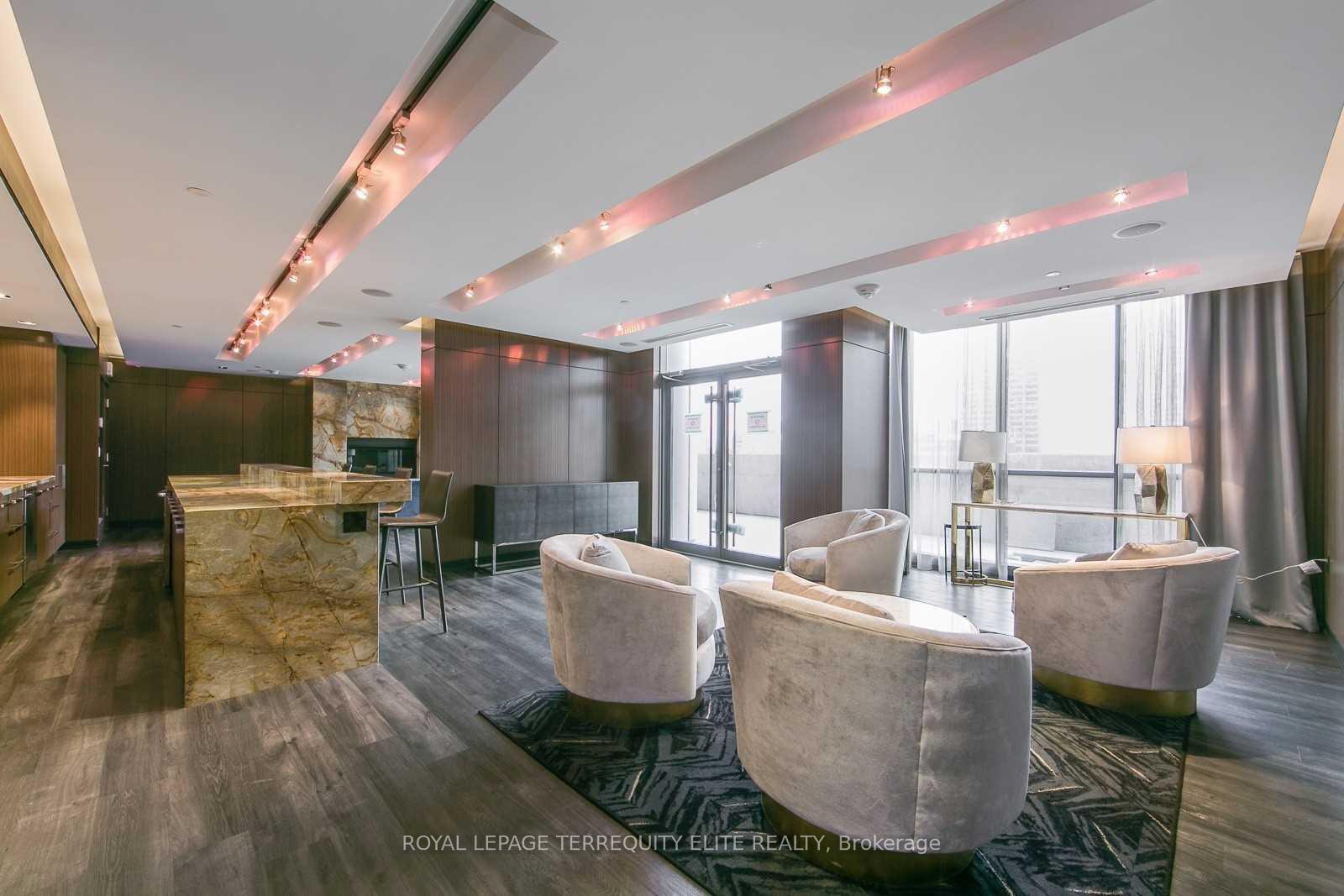 Photo 19 of Unit 1909, 1 The Esplanade Avenue, Toronto, Waterfront Communities — HOMEH