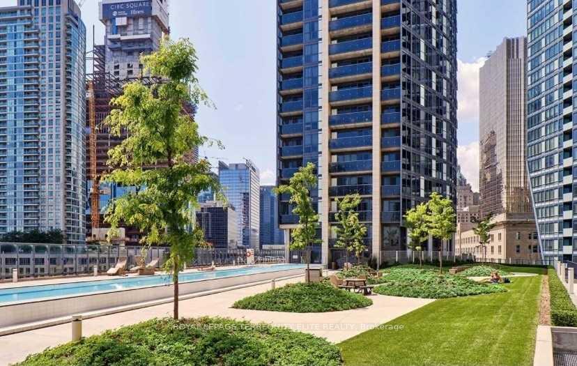 Photo 21 of Unit 1909, 1 The Esplanade Avenue, Toronto, Waterfront Communities — HOMEH