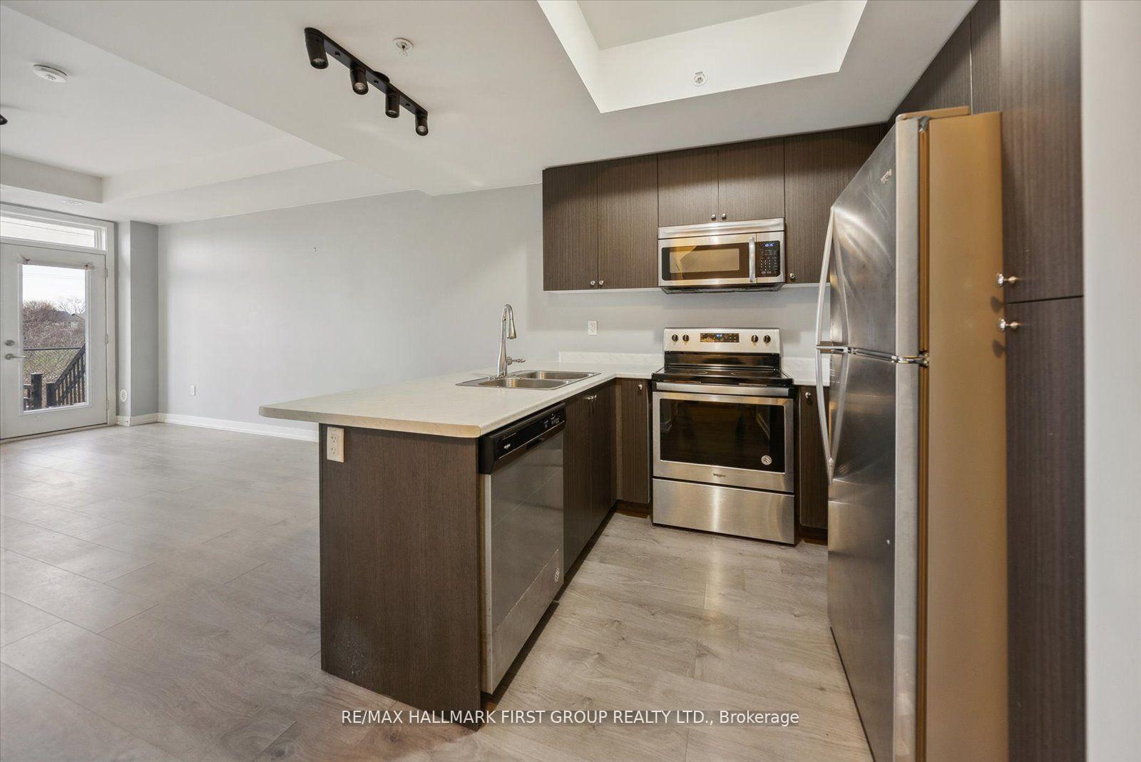 Photo 4 of Unit 405, 1555 Kingston Road, Pickering, Town Centre — HOMEH