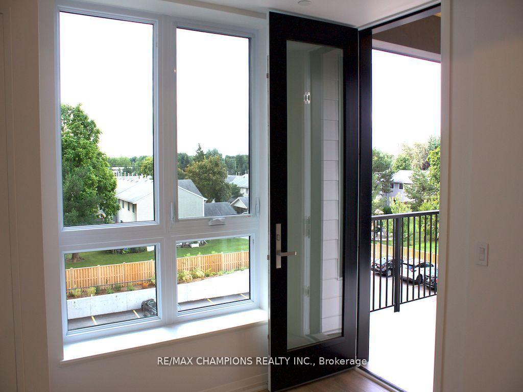 Photo 10 of Unit 302, 101 Golden Eagle Road, Waterloo — HOMEH