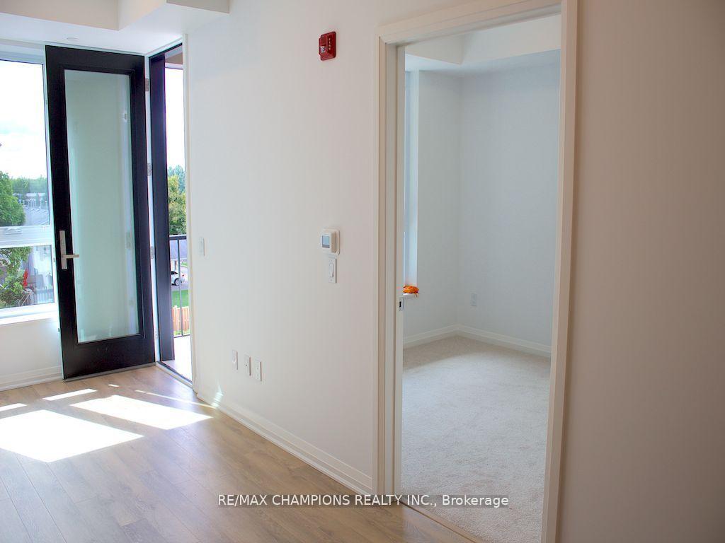Photo 11 of Unit 302, 101 Golden Eagle Road, Waterloo — HOMEH