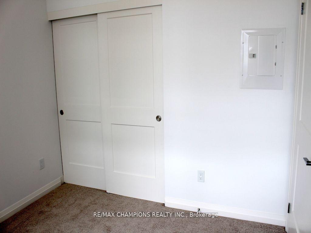 Photo 12 of Unit 302, 101 Golden Eagle Road, Waterloo — HOMEH