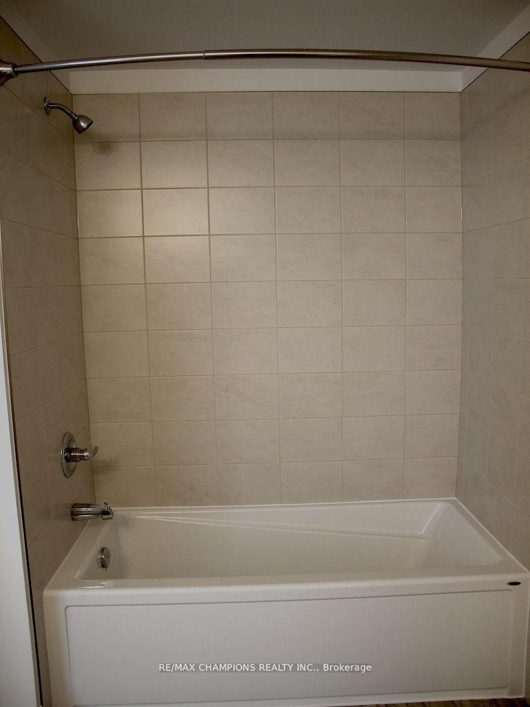 Photo 15 of Unit 302, 101 Golden Eagle Road, Waterloo — HOMEH