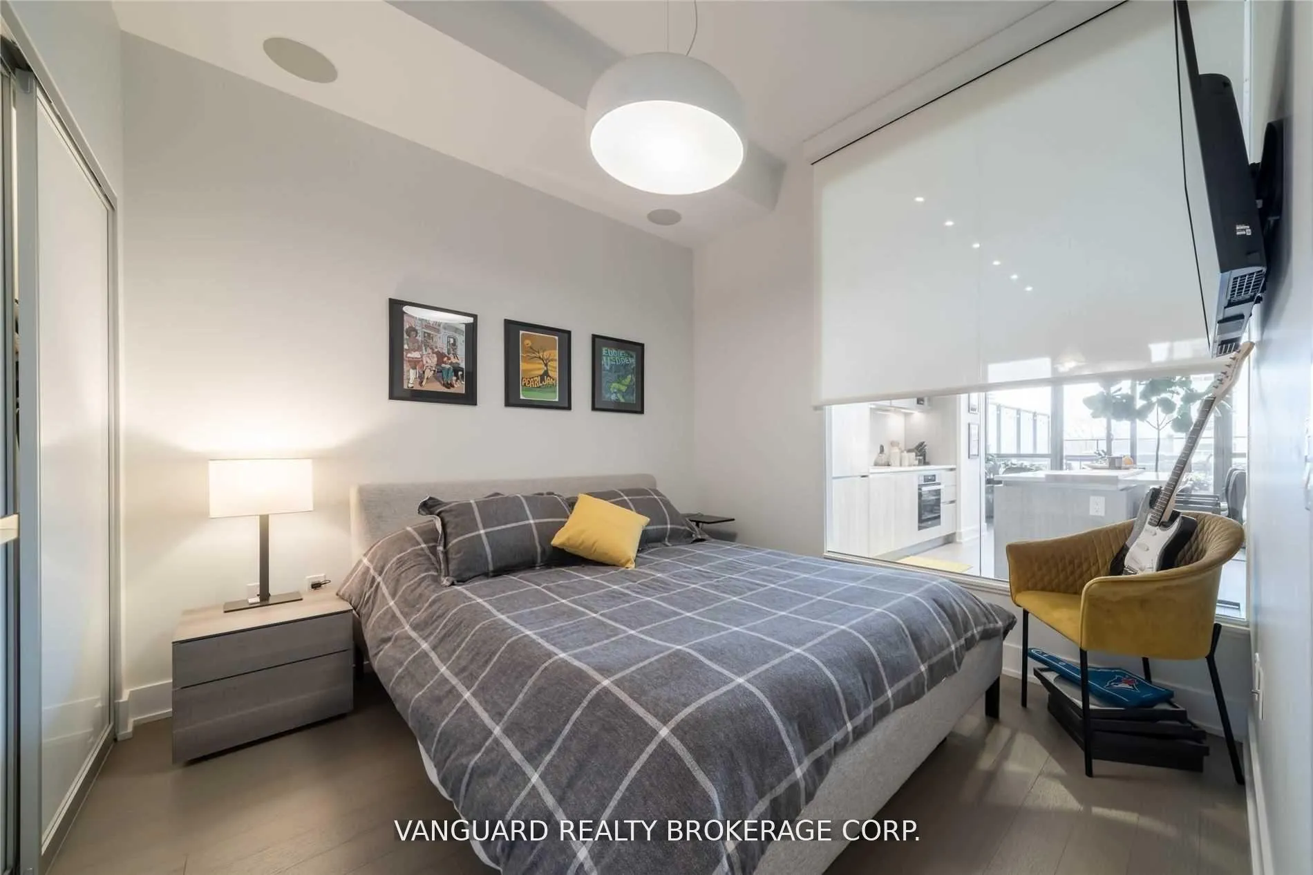 Photo 8 of Unit 213, 6 Jackes Avenue, Toronto, Rosedale-Moore Park — HOMEH
