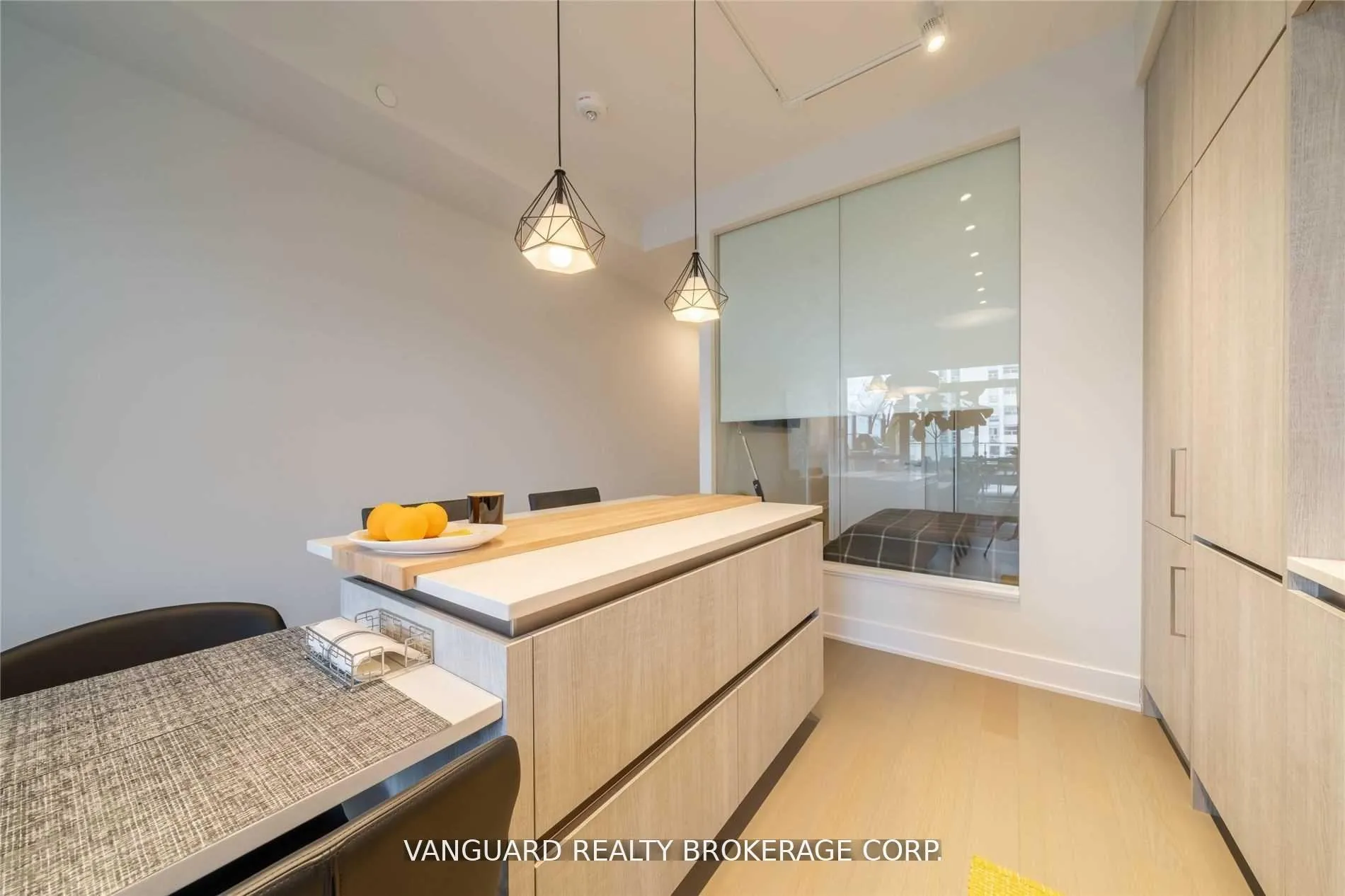 Photo 12 of Unit 213, 6 Jackes Avenue, Toronto, Rosedale-Moore Park — HOMEH