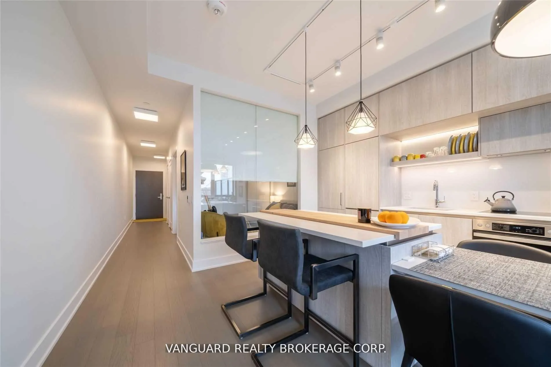 Photo 14 of Unit 213, 6 Jackes Avenue, Toronto, Rosedale-Moore Park — HOMEH