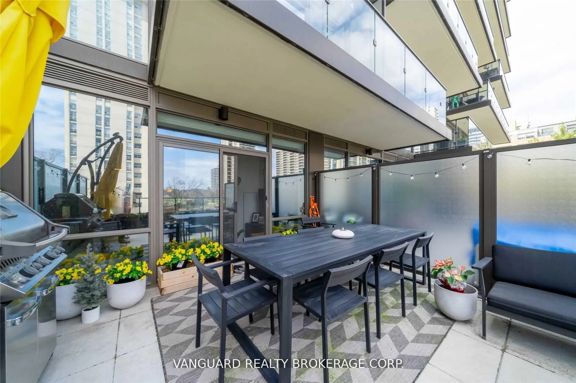 Photo 22 of Unit 213, 6 Jackes Avenue, Toronto, Rosedale-Moore Park — HOMEH