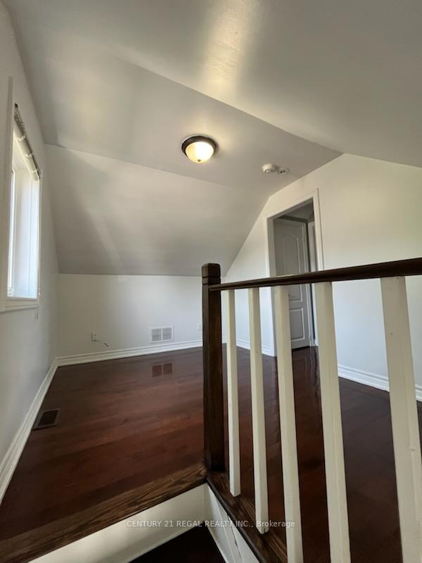 Photo 5 of 208 Tiffin Street, Barrie, 400 North — HOMEH