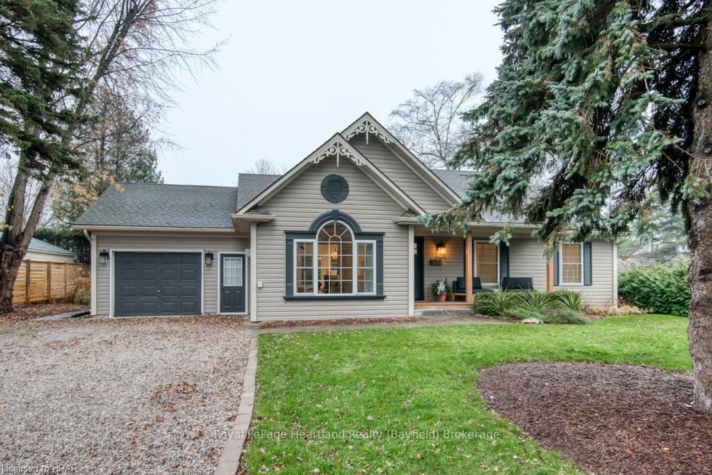 Photo 1 of 32 Glass St, Bluewater, Bayfield — HOMEH