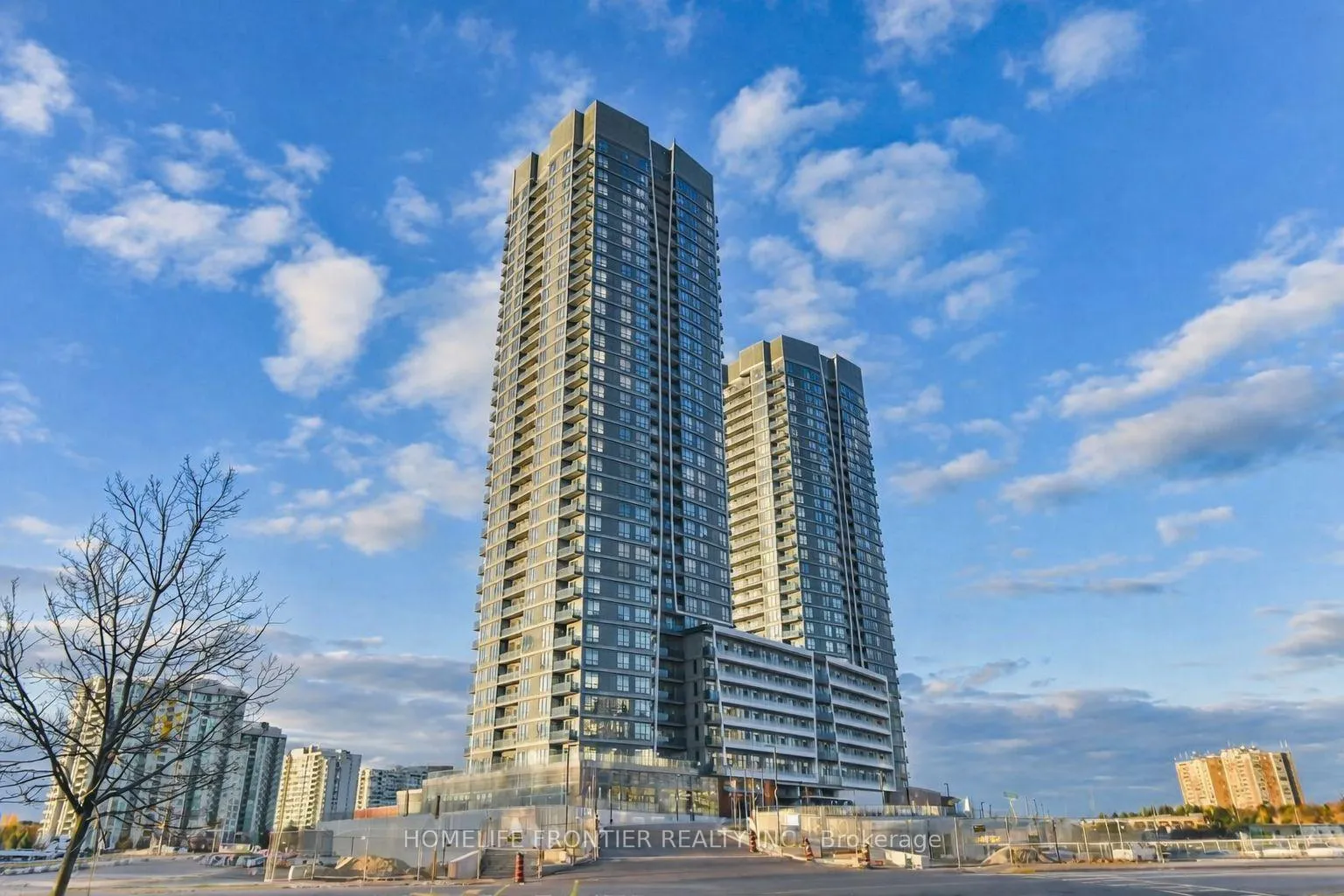 Photo 1 of Unit 2607, 30 Upper Mall Way, Vaughan, Brownridge — HOMEH