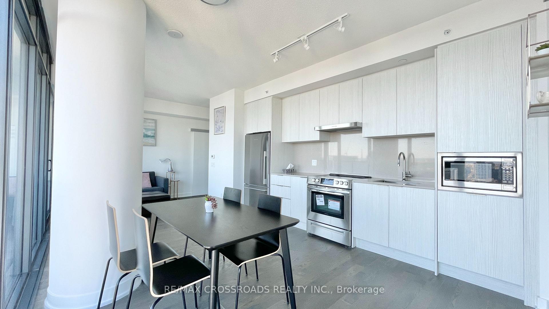 Photo 7 of Unit 2816, 25 Richmond Street E, Toronto, Church-Yonge Corridor — HOMEH