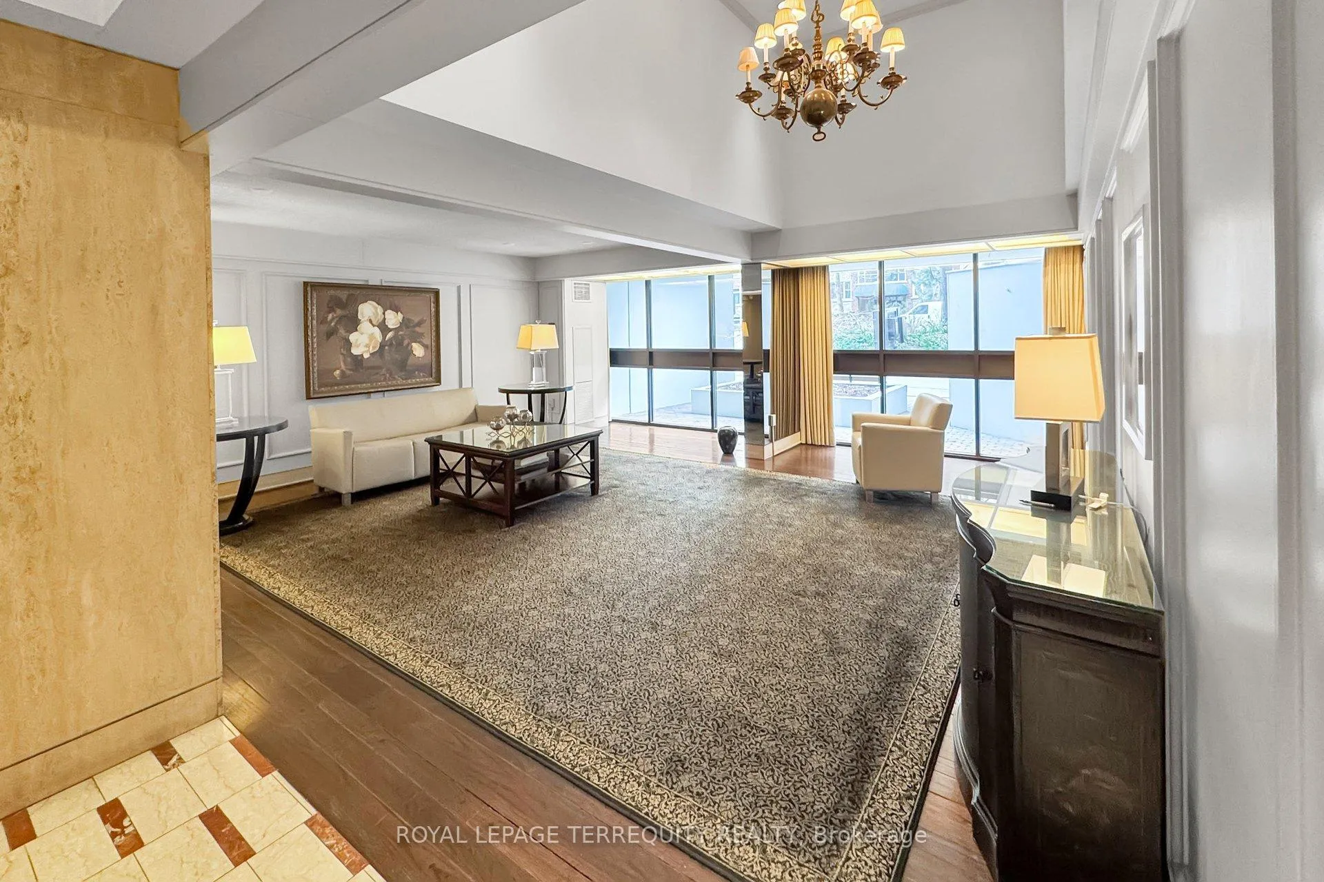 Photo 4 of Unit 1408, 100 Quebec Avenue, Toronto, High Park North — HOMEH
