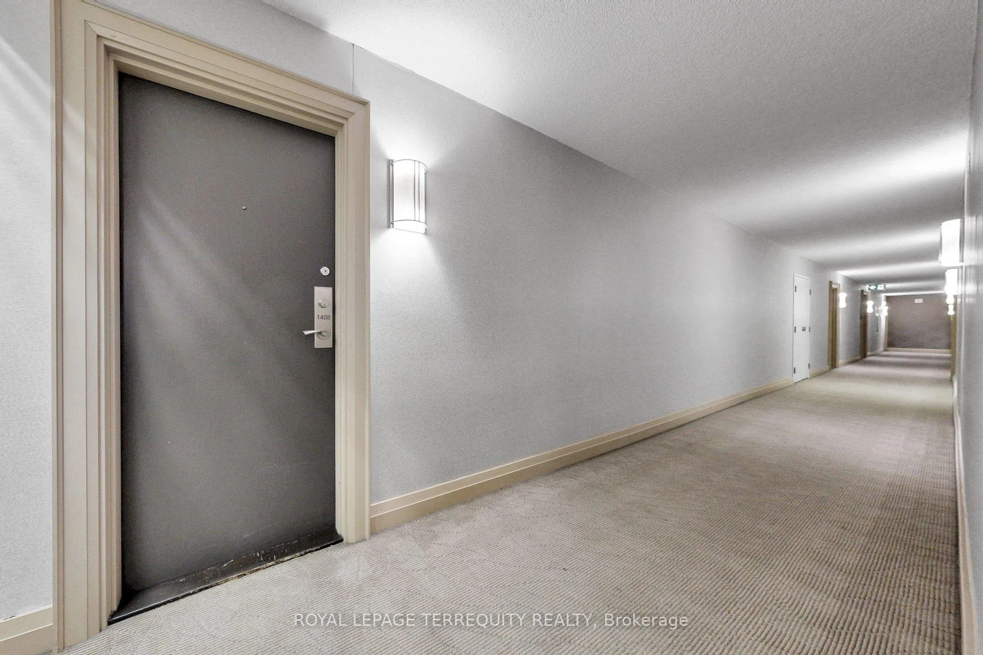 Photo 5 of Unit 1408, 100 Quebec Avenue, Toronto, High Park North — HOMEH