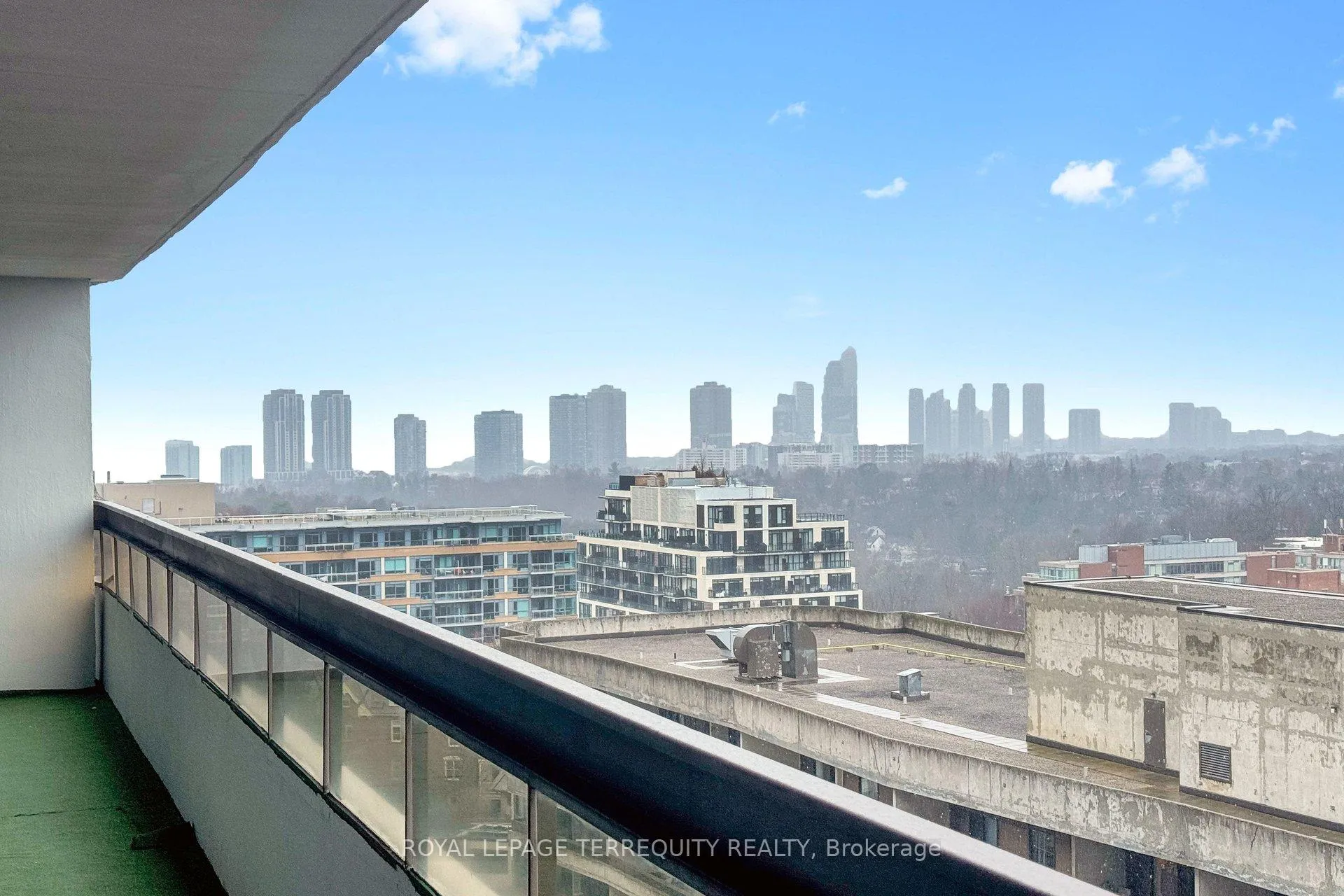 Photo 43 of Unit 1408, 100 Quebec Avenue, Toronto, High Park North — HOMEH