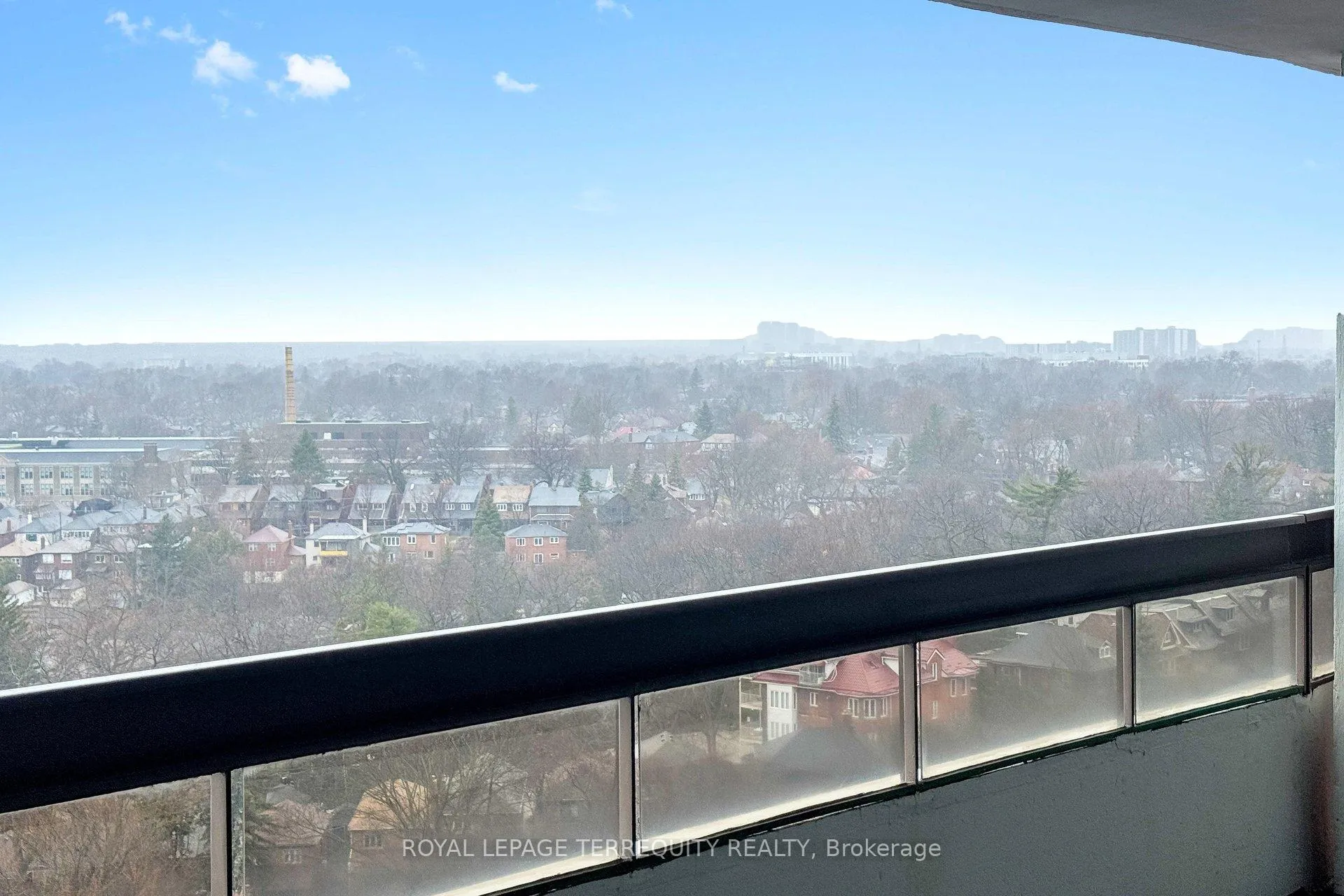 Photo 44 of Unit 1408, 100 Quebec Avenue, Toronto, High Park North — HOMEH