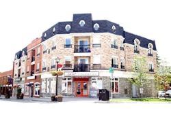 Photo 1 of Unit 302, 15160 Yonge Street, Aurora, Aurora Village — HOMEH